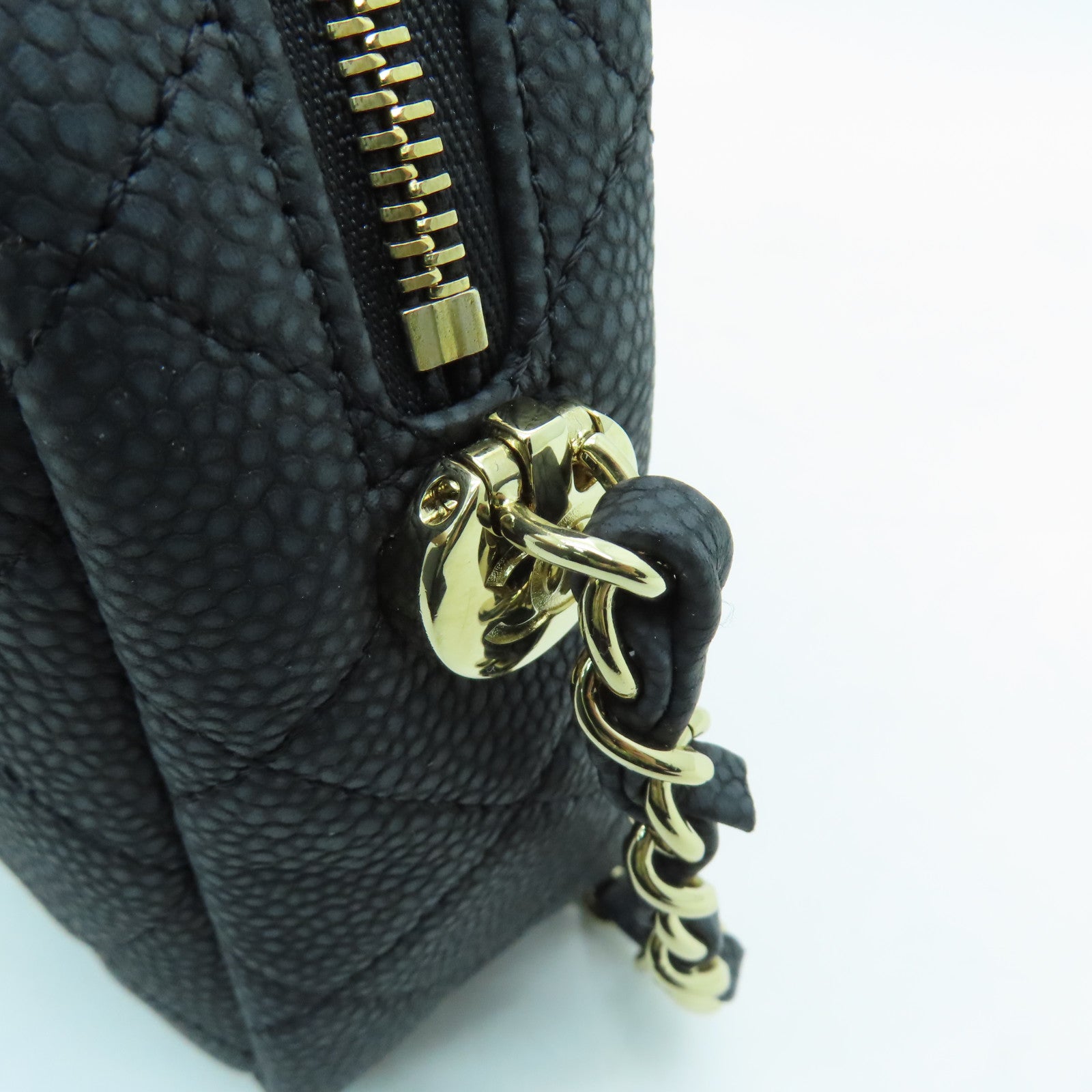 CHANEL Caviar Leather Chain Shoulder Bag Gold Buckle Chain Shoulder Bag Black