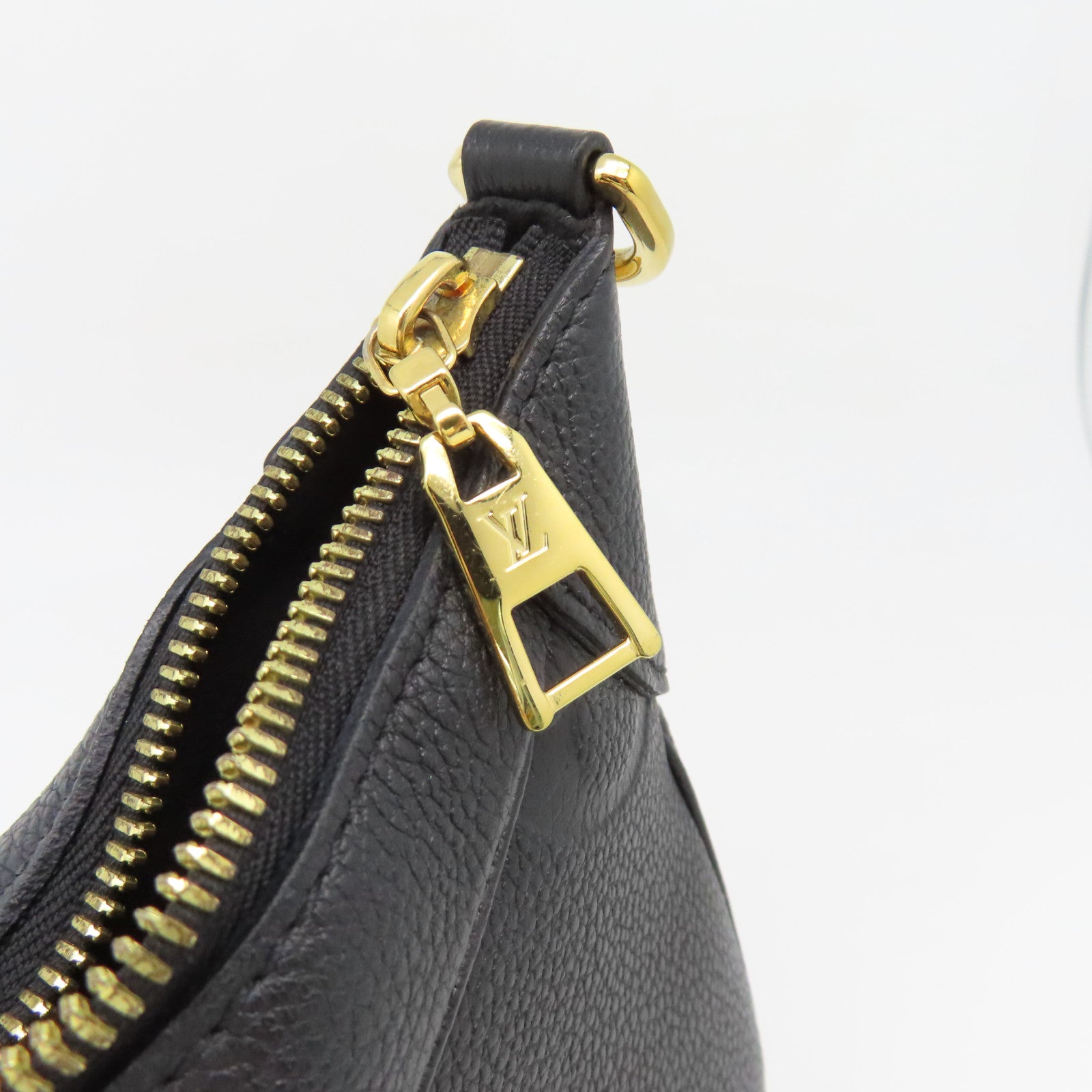 LOUIS VUITTON Monogram Emprinte Bagtelle金扣肩背袋黑色