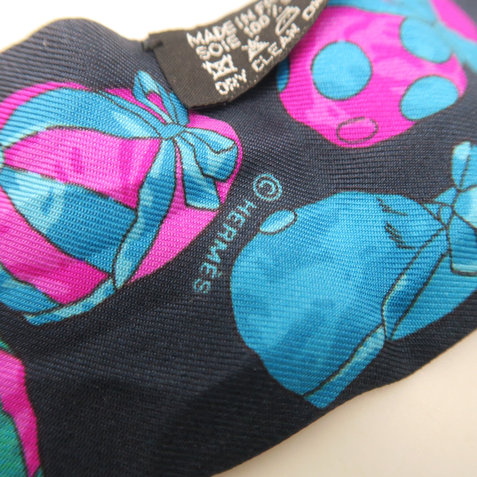 HERMES Silk Twilly Scarf Multicolor