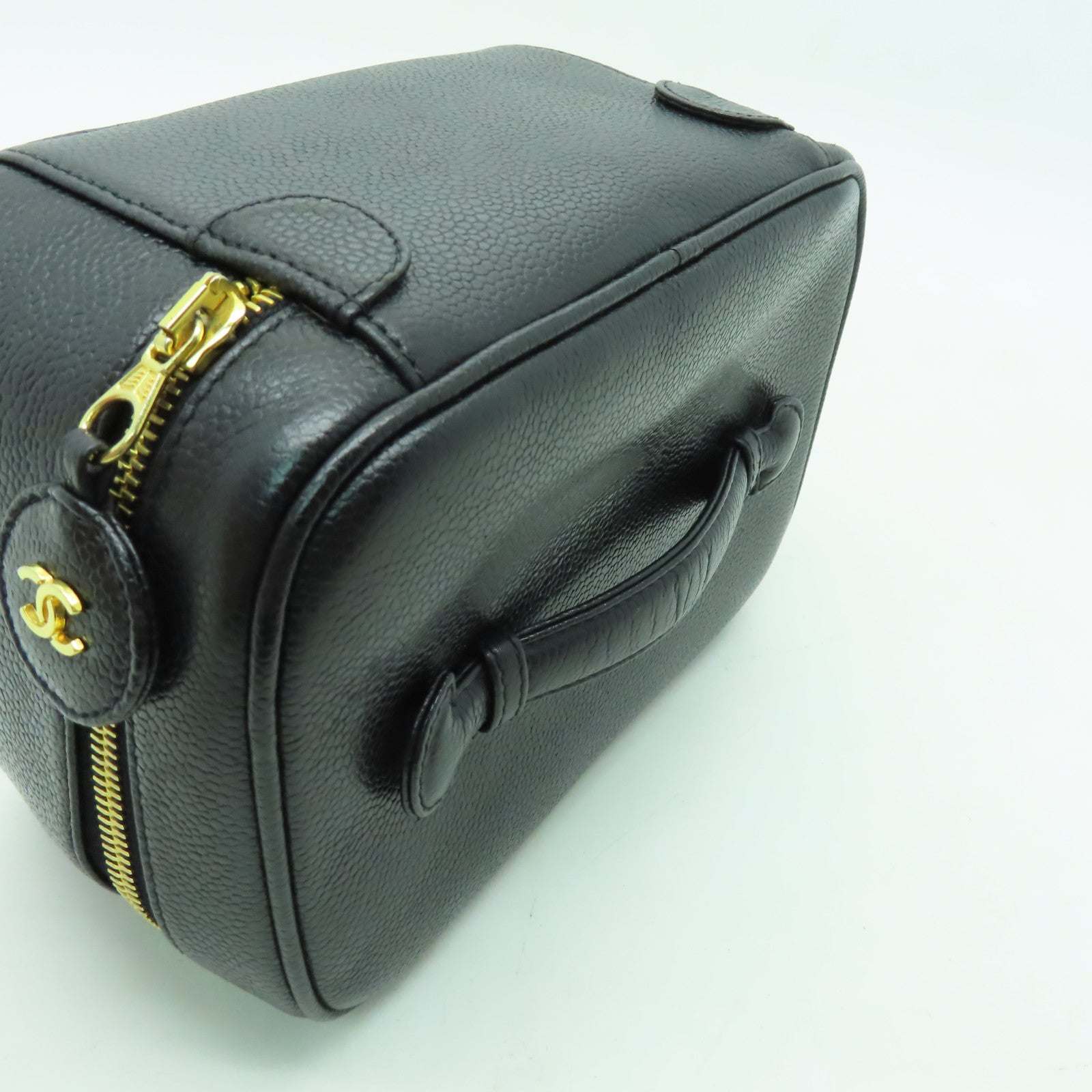 CHANEL Caviar皮革Vanity Bag金扣手挽袋黑色