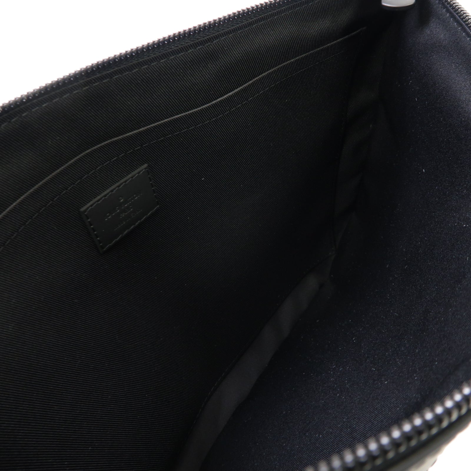 LOUIS VUITTON Monogram Shadow Discovery Pochette手拿包黒色