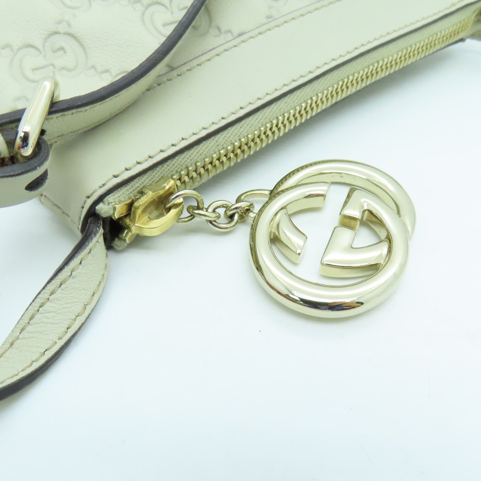 GUCCI 牛皮皮革Shoulder Bag金扣肩背袋白色