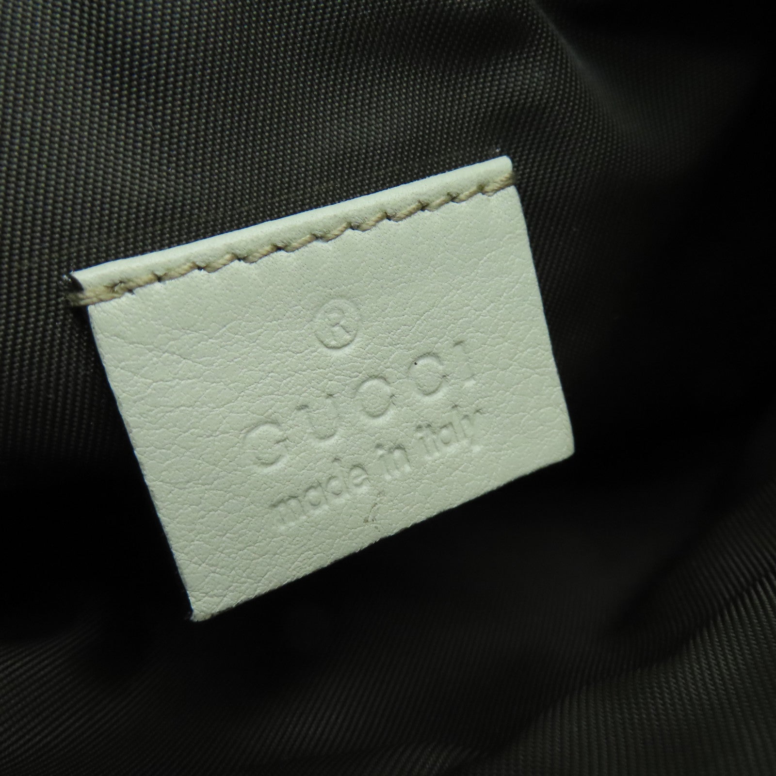 GUCCI 牛皮皮革Shoulder Bag金扣肩背袋白色