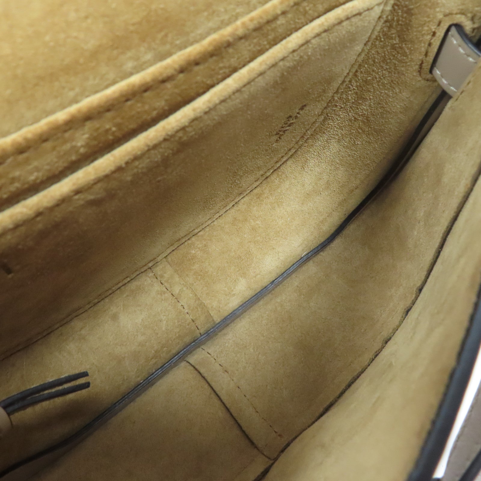 LOEWE 牛皮皮革Mini Gate金扣肩背袋米色