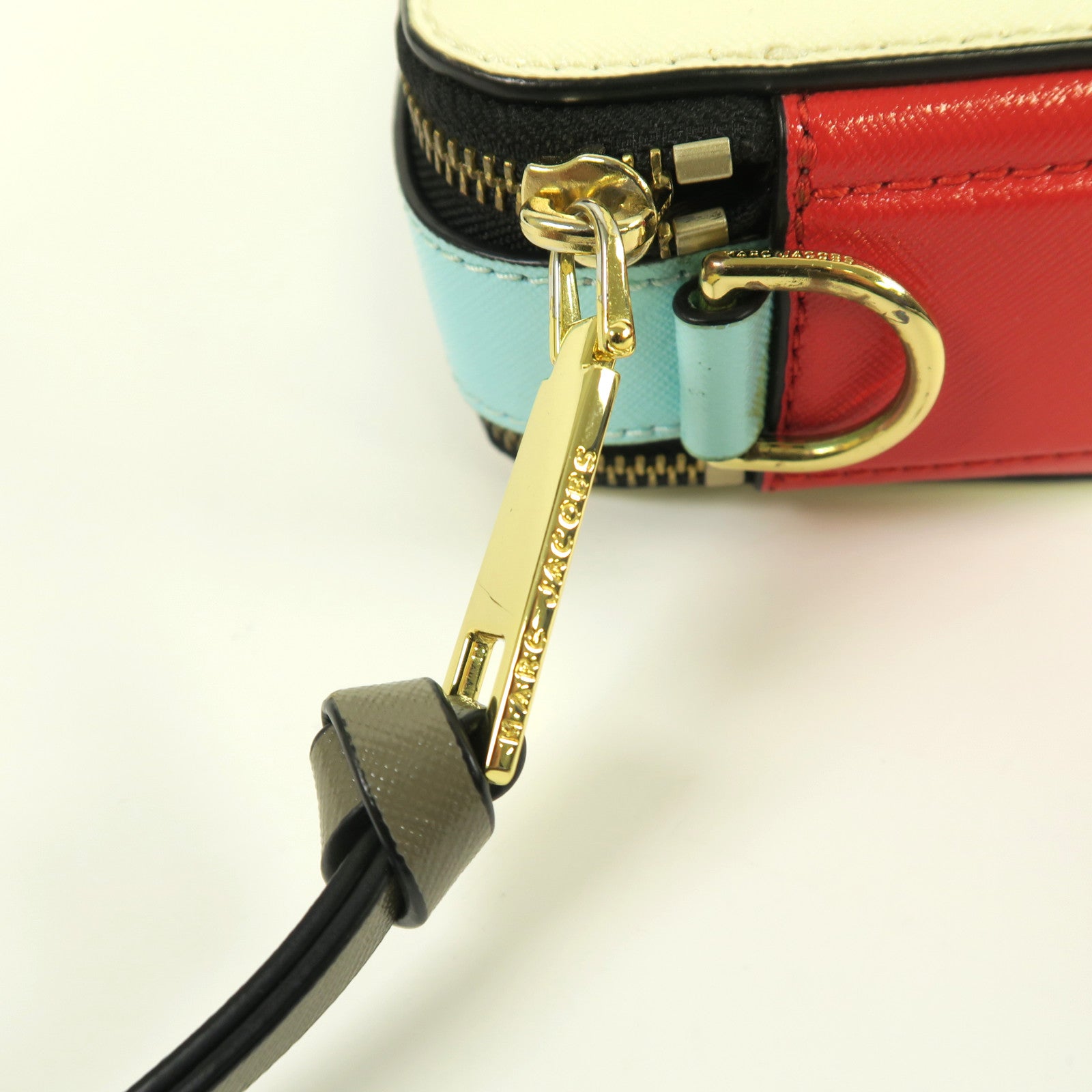 MARC JACOBS 牛皮皮革Shoulder Bag金扣肩背袋白色/藍色/紅色