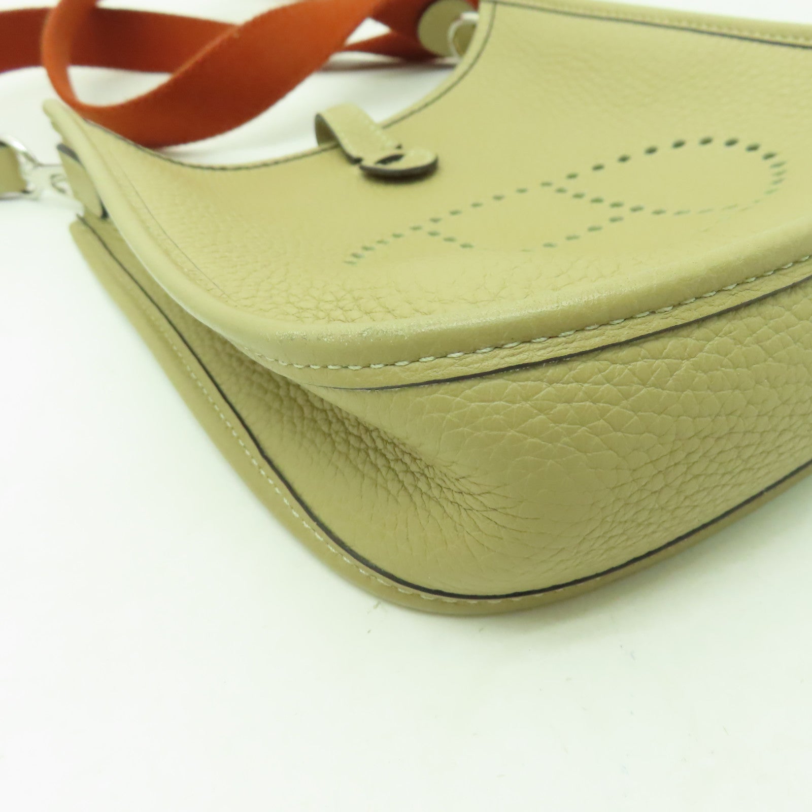 HERMES Clemence皮革Evelyne TPM肩背袋米色