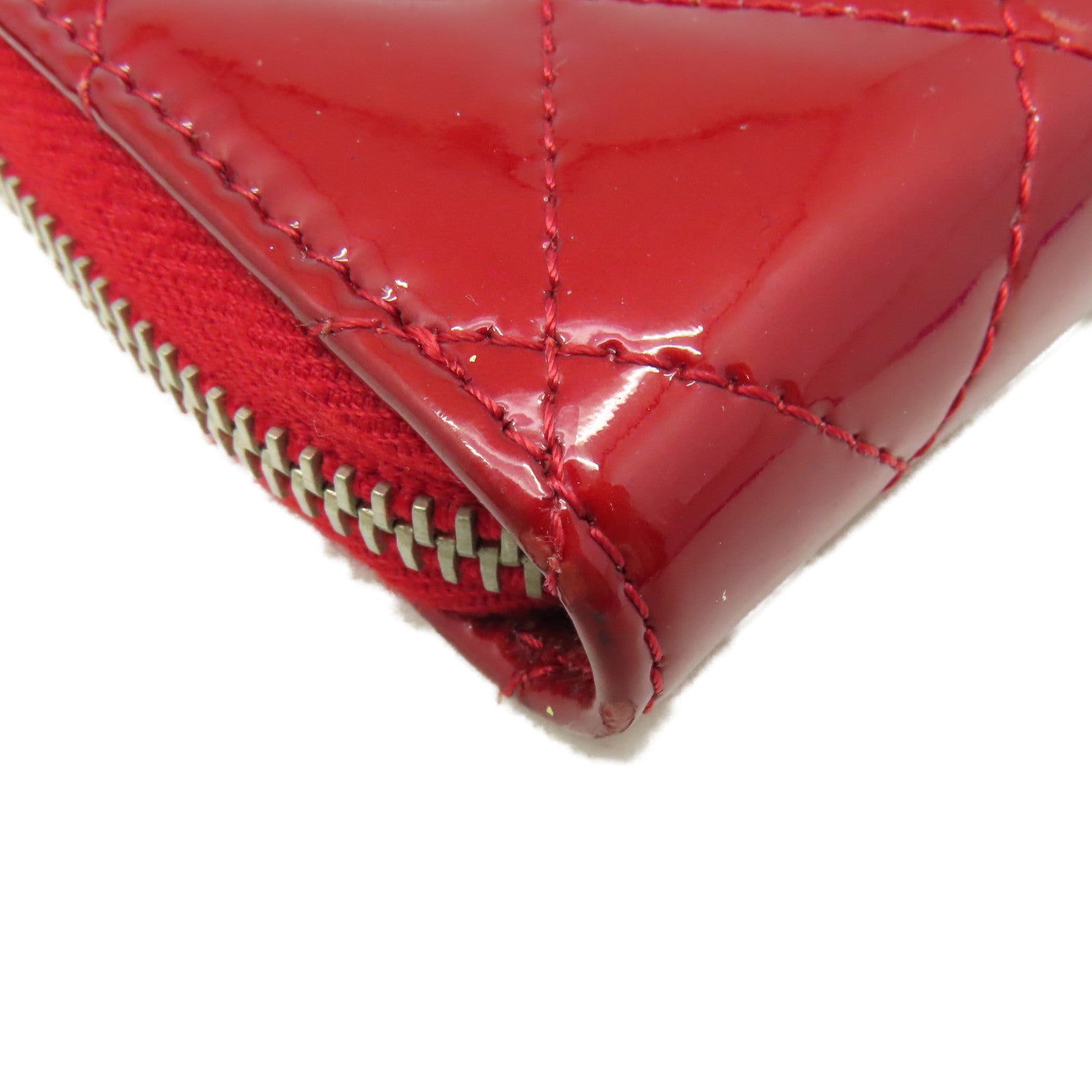CHANEL 菱格漆皮皮革Round Card Case銀扣拉鏈卡片套紅色