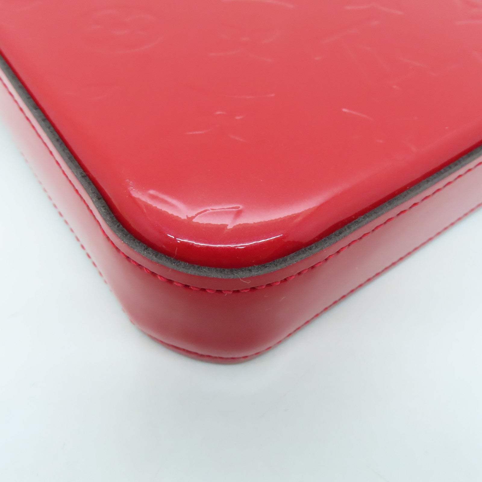 LOUIS VUITTON 【激減優惠】Vernis Pochette Felicie金扣肩背袋紅色