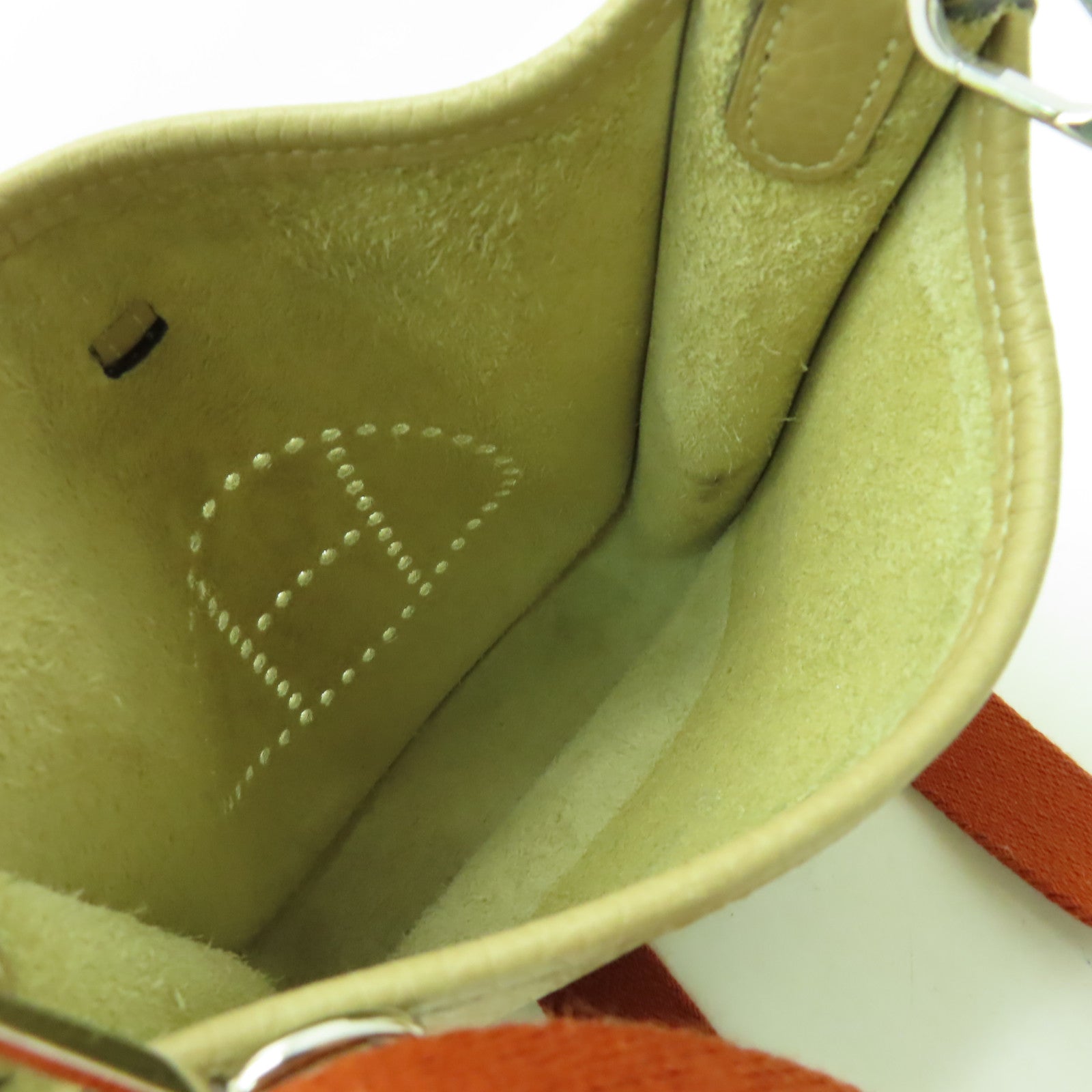 HERMES Clemence皮革Evelyne TPM肩背袋米色