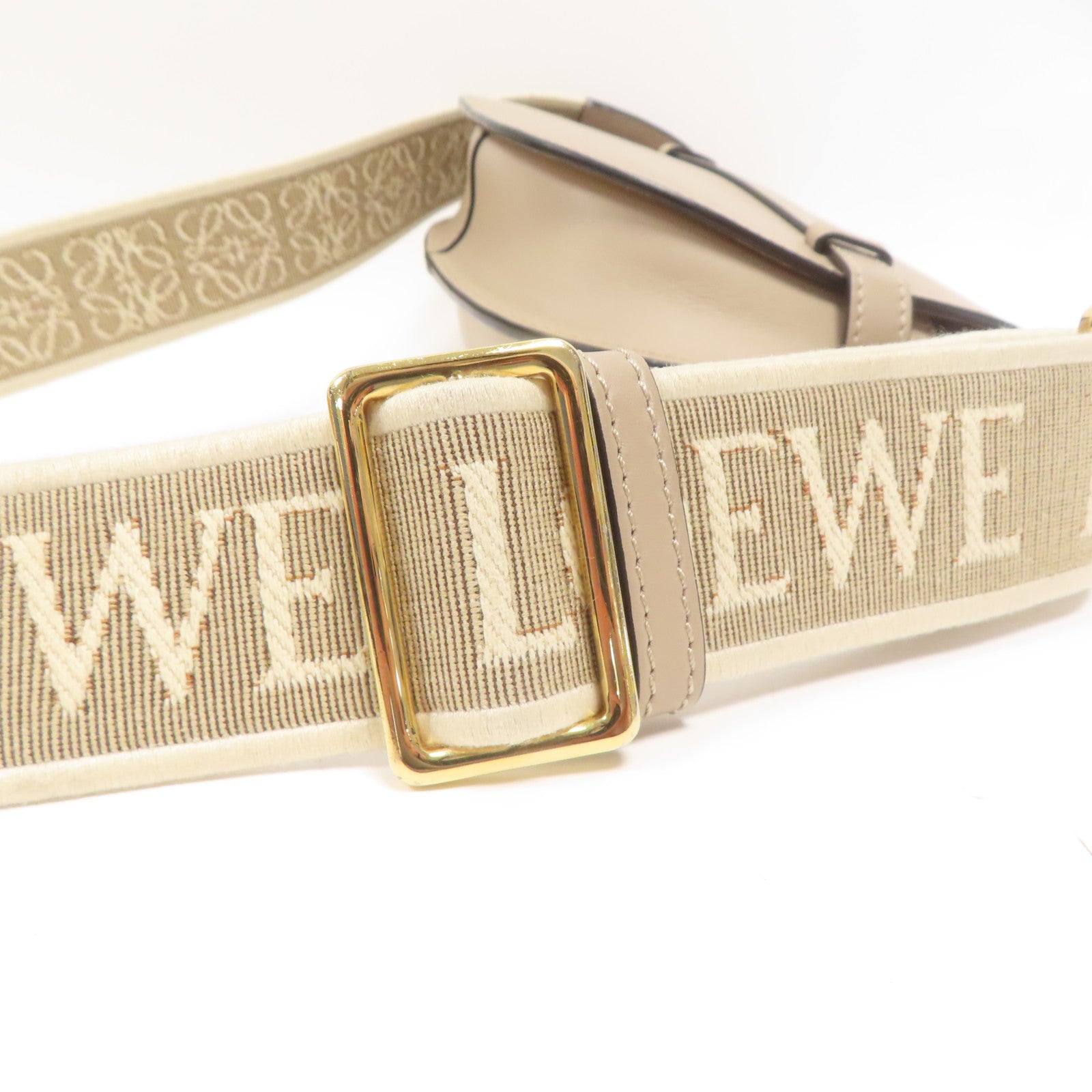 LOEWE 牛皮皮革Mini Gate金扣肩背袋米色