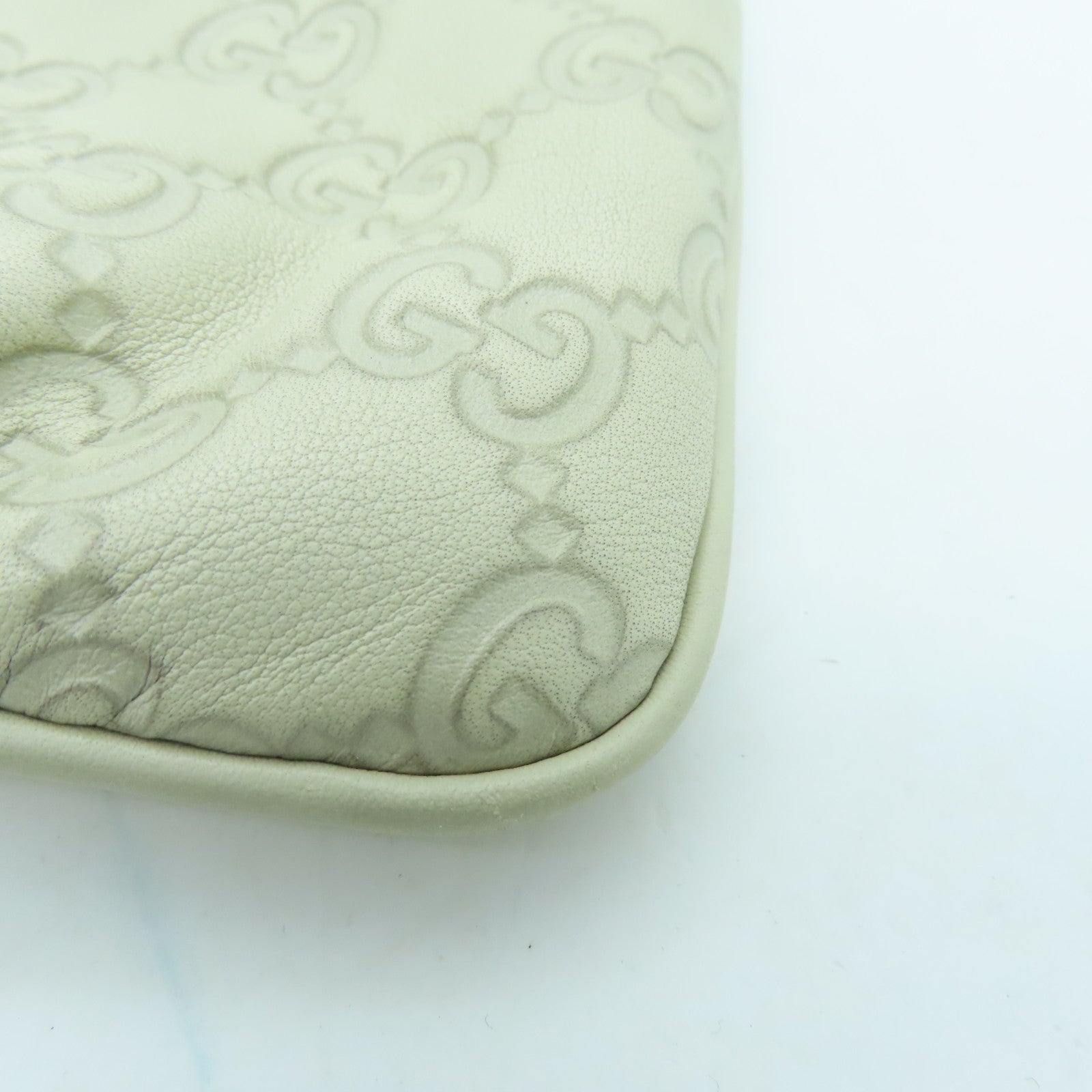 GUCCI 牛皮皮革Shoulder Bag金扣肩背袋白色
