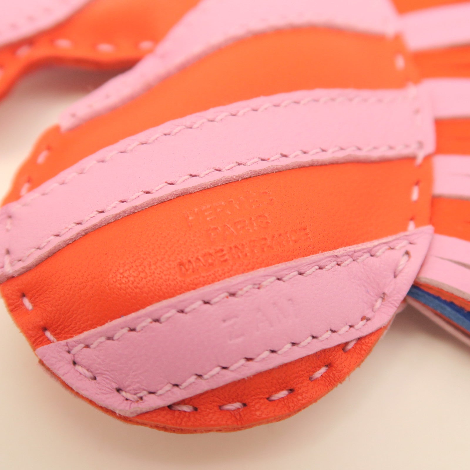 HERMES Veau Swift Leather Geegee Savannah Charm Charm Orange/Pink