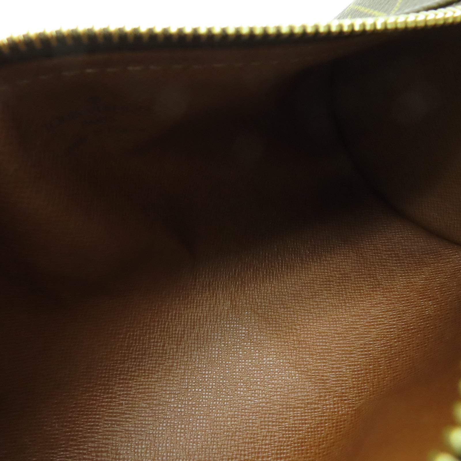 LOUIS VUITTON Monogram Papillon金扣手挽袋啡色