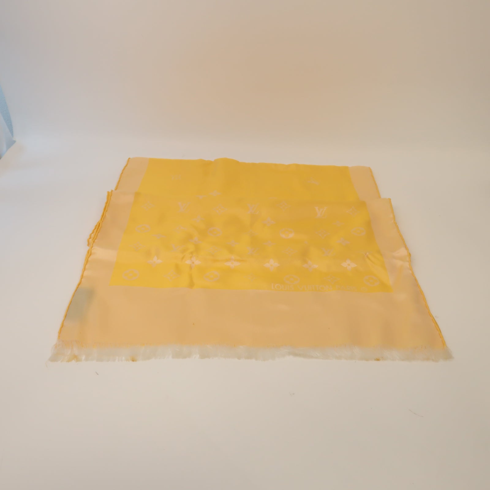 LOUIS VUITTON 絲質Scarf絲巾黃色