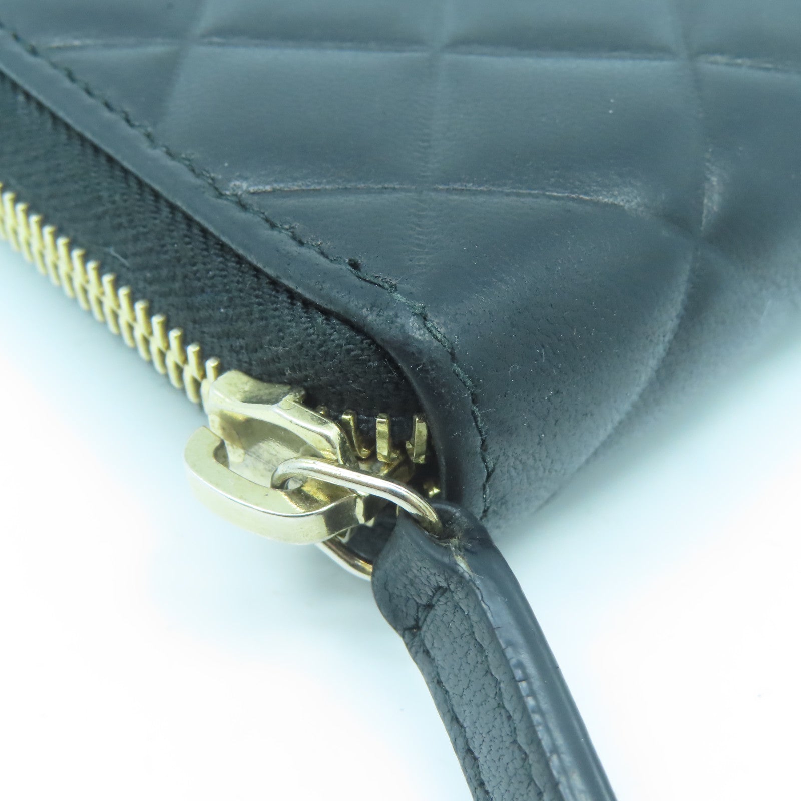 CHANEL rhombic sheepskin leather Wallet gold buckle long wallet black