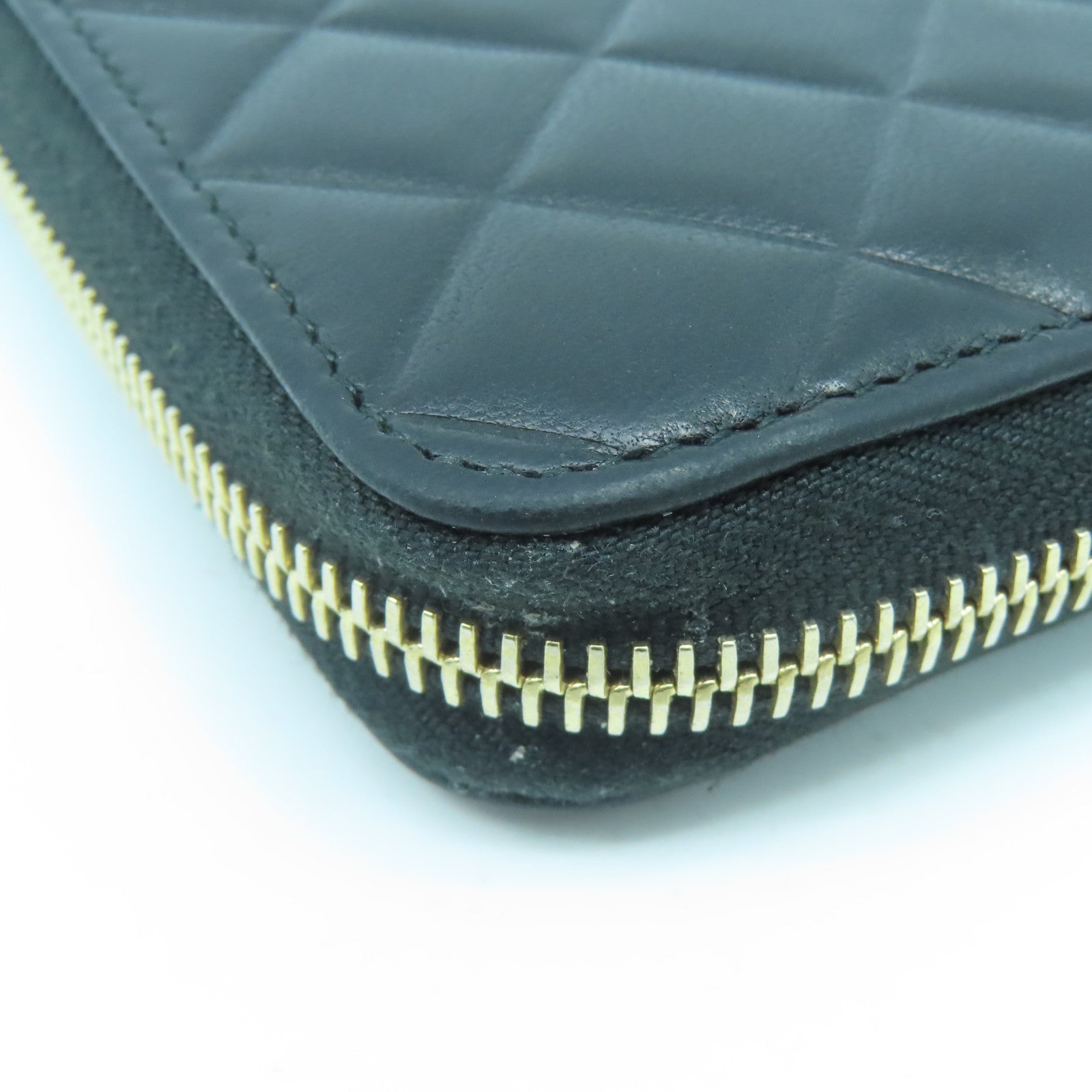 CHANEL rhombic sheepskin leather Wallet gold buckle long wallet black