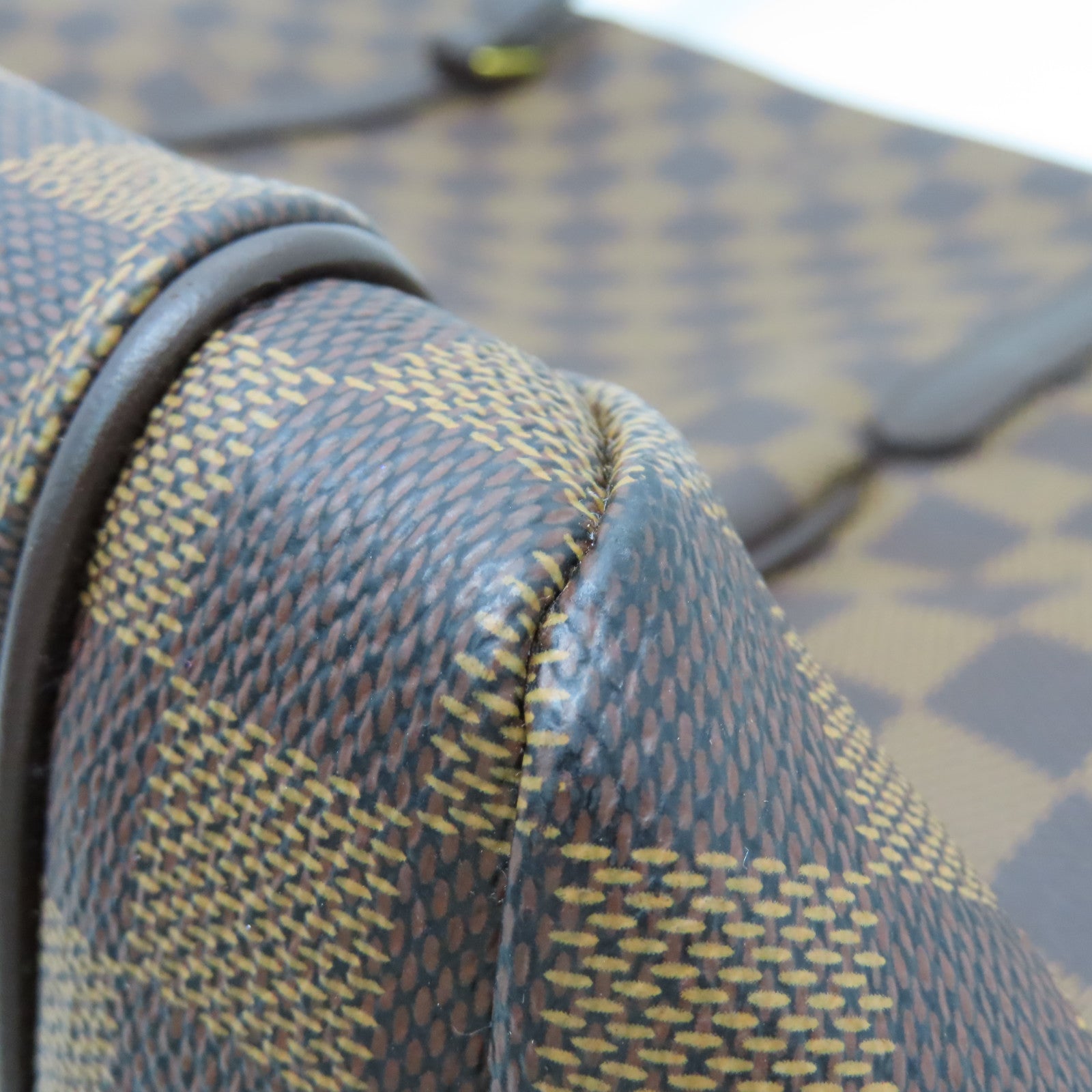 LOUIS VUITTON Damier Totally MM金扣手挽袋啡色