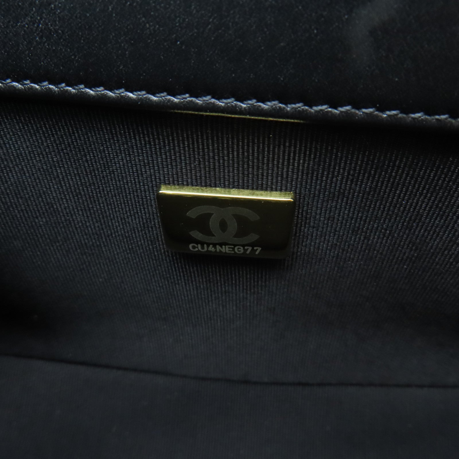 CHANEL rhombic cowhide leather Boy Chanel gold buckle chain shoulder bag black