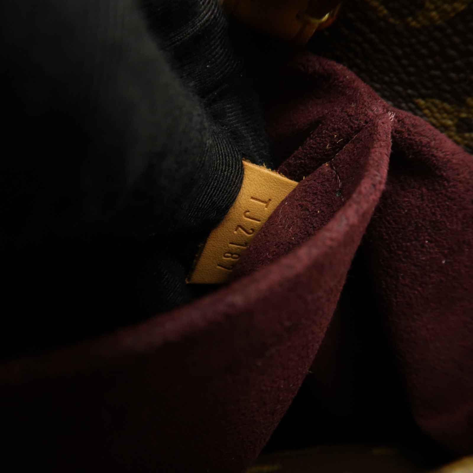 LOUIS VUITTON Monogram Montaigne BB金扣手挽肩背兩用袋棕色