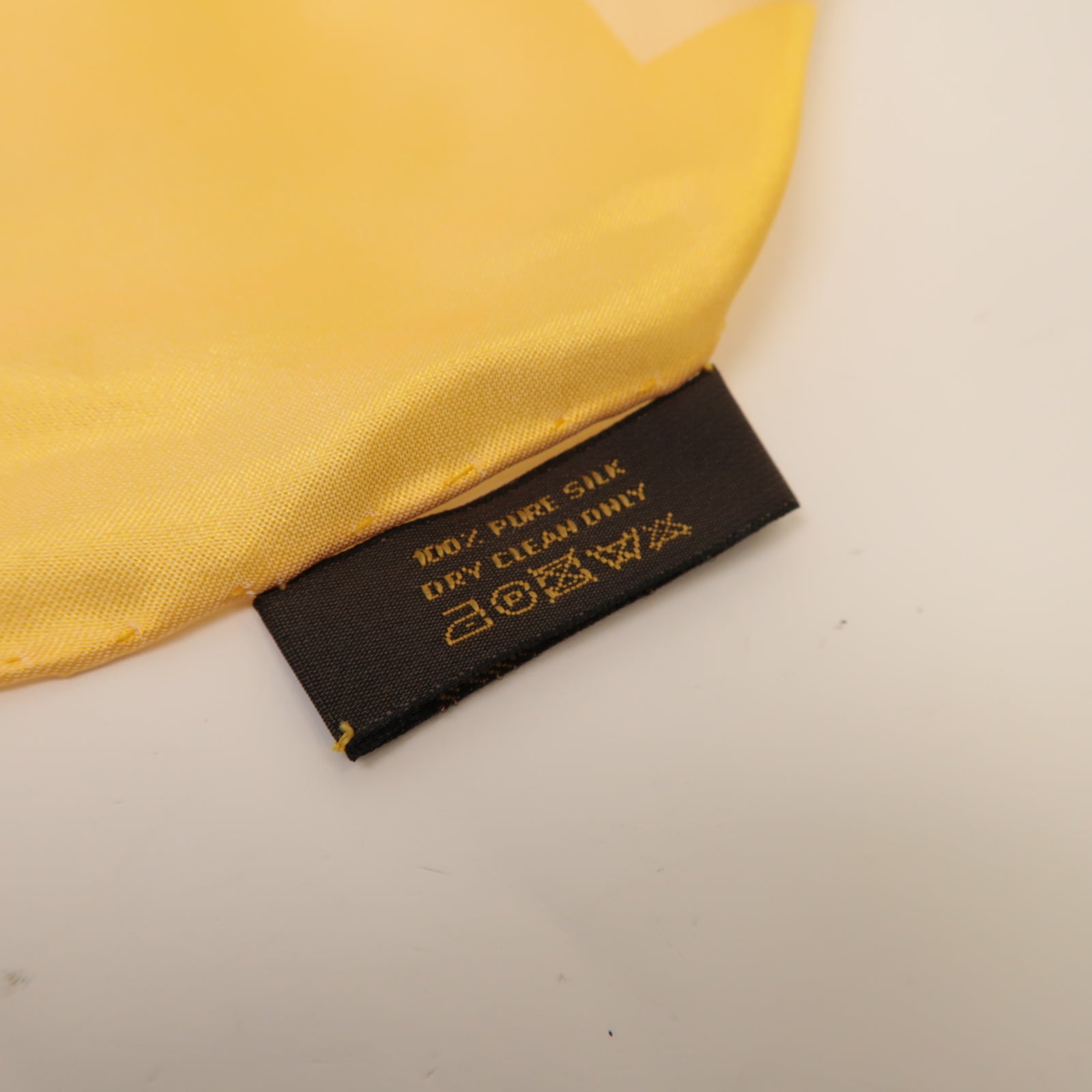 LOUIS VUITTON 絲質Scarf絲巾黃色