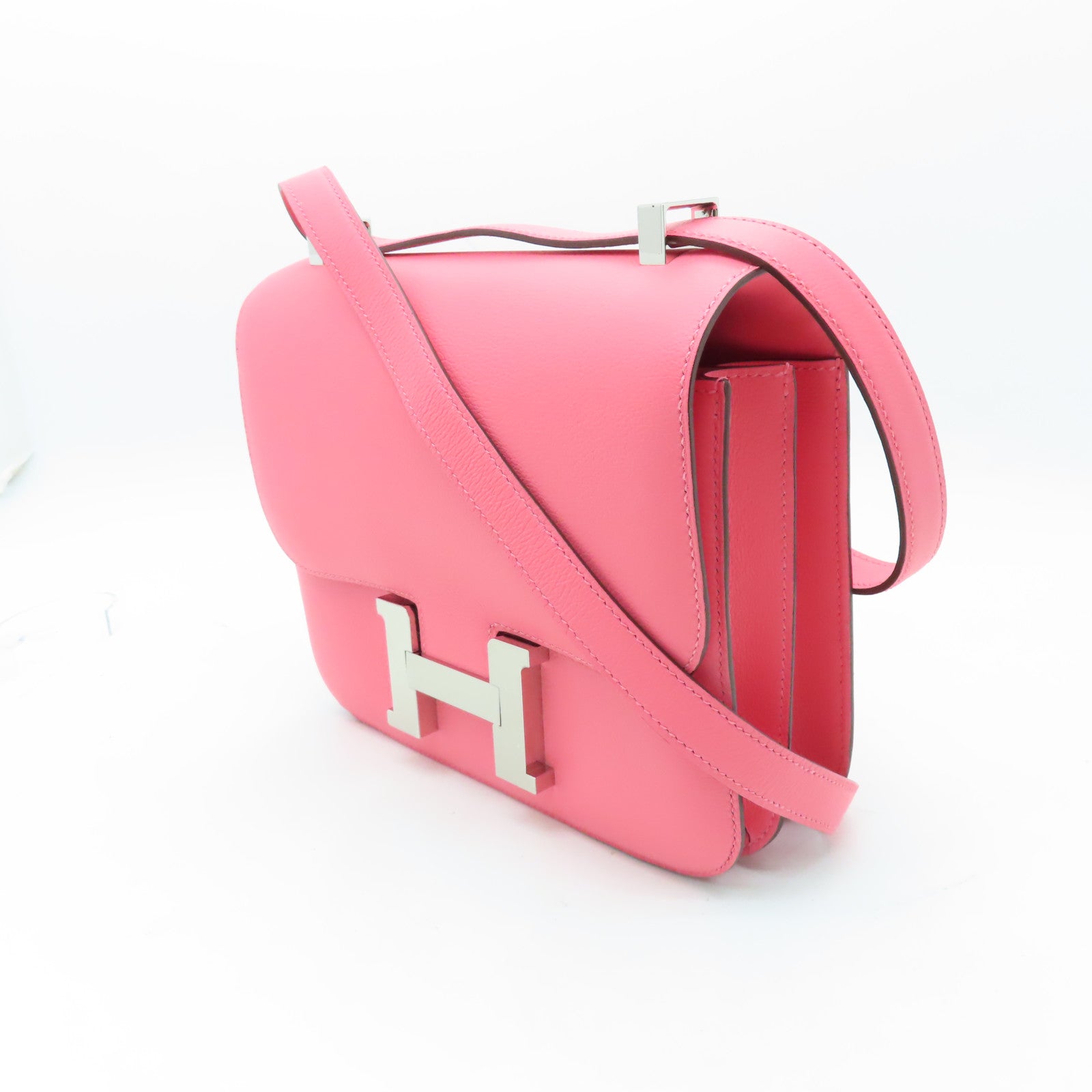 HERMES 【激減優惠】Evercolor皮革Constance 24銀扣手挽肩背兩用袋杜鵑粉色