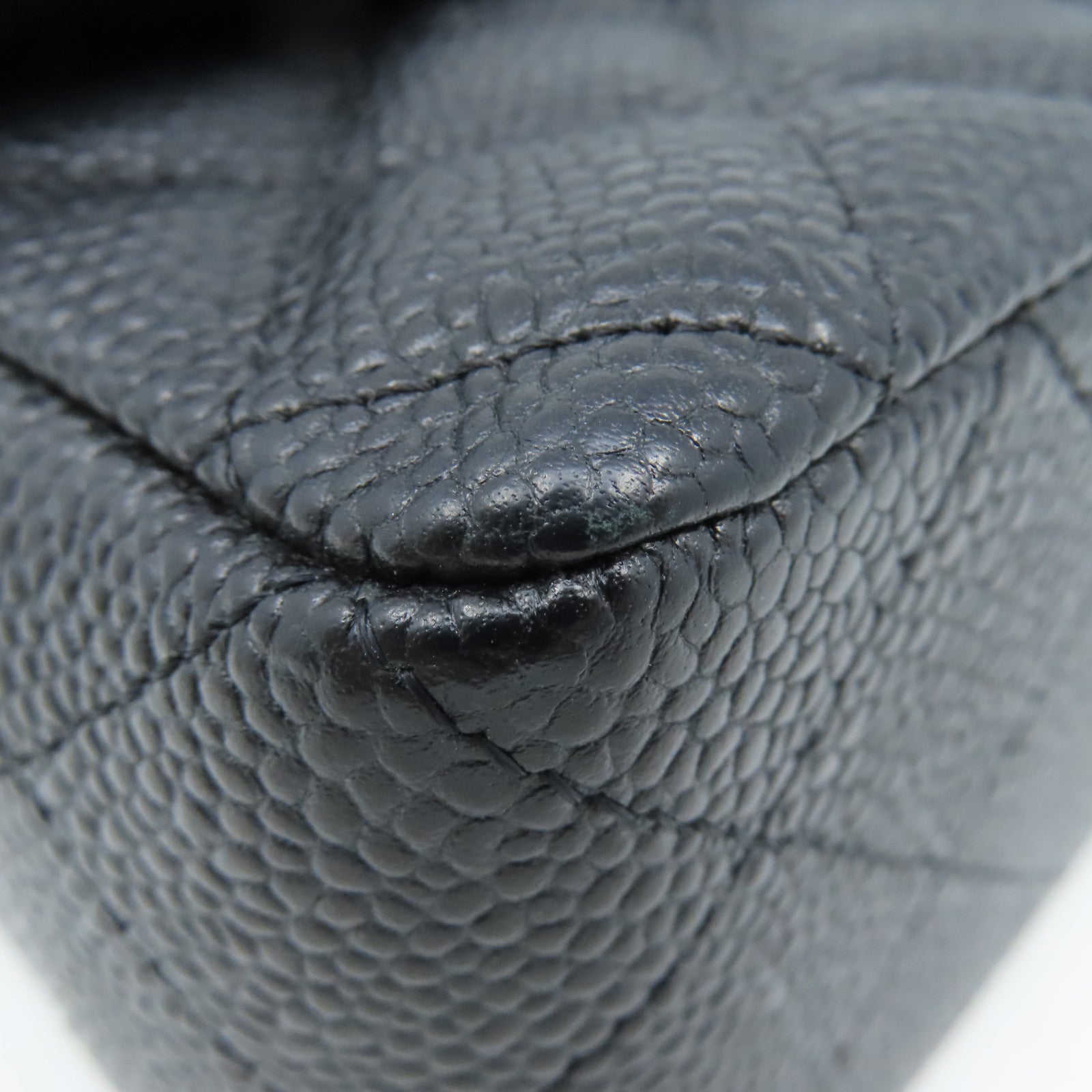 CHANEL 菱格Caviar皮革Chain Shoulder Bag銀扣鏈帶肩背袋黑色