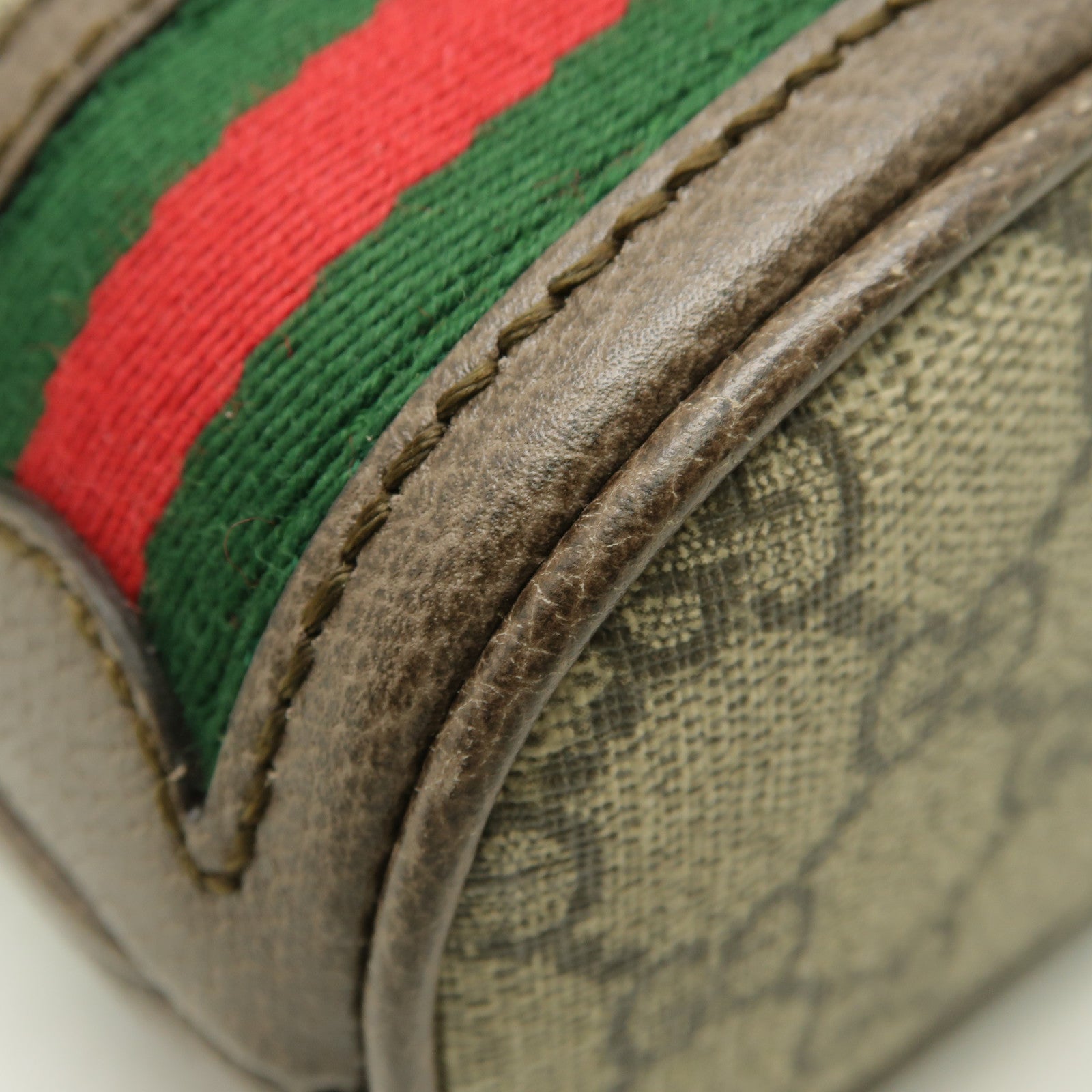 GUCCI 塗層帆布Drawstring Bucket金扣肩背袋米色
