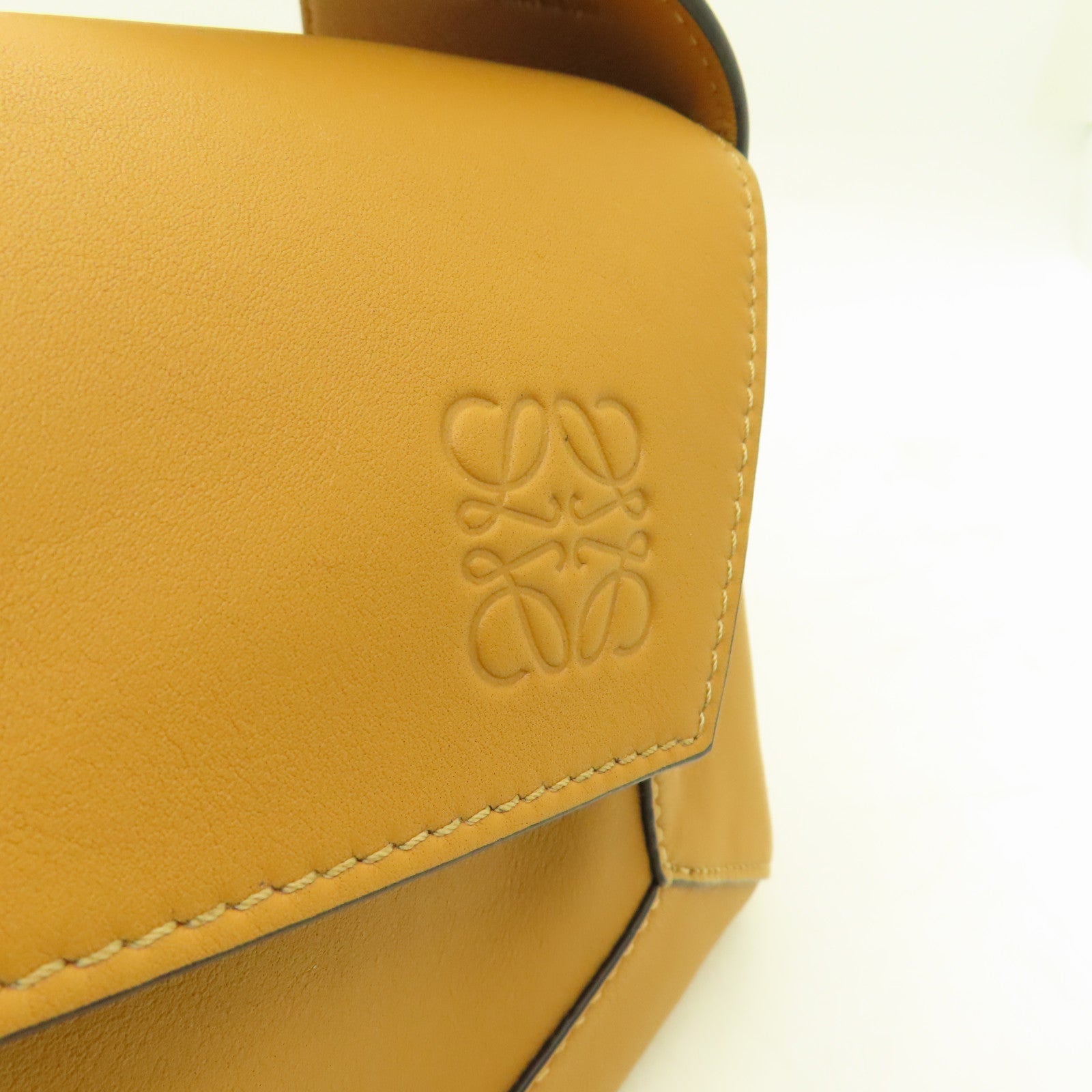LOEWE cowhide leather Hobo Bag gold buckle shoulder bag brown