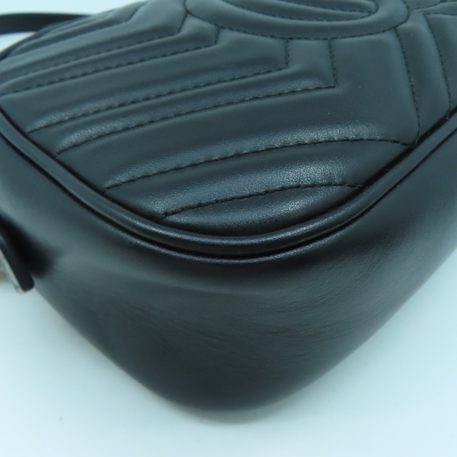 GUCCI Calfskin Leather GG Marmont Gold Buckle Shoulder Bag Black
