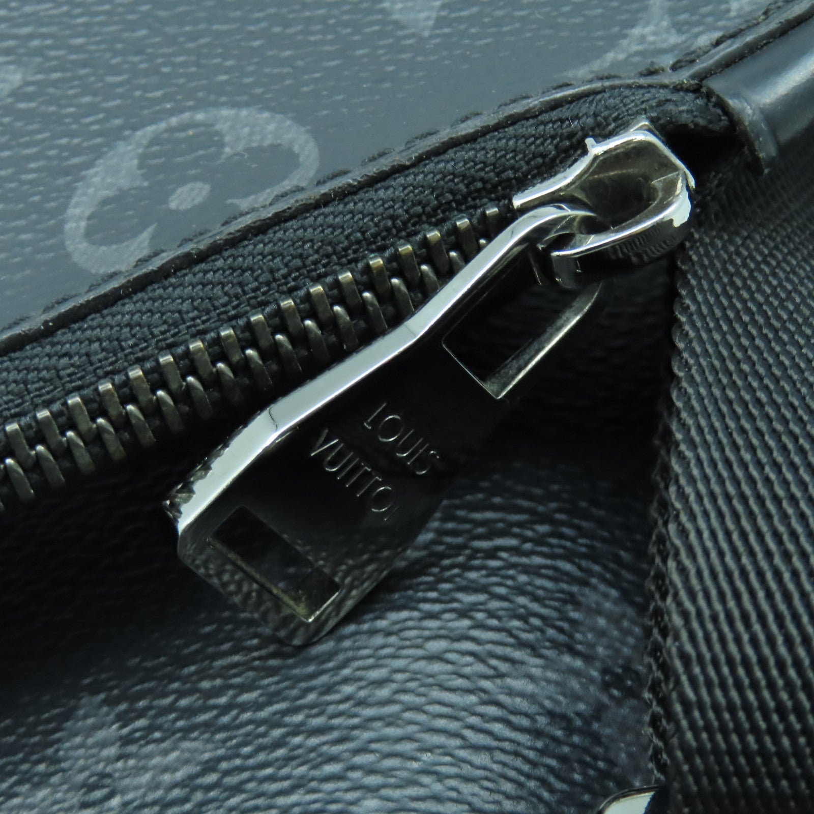 LOUIS VUITTON Monogram Eclipse Waist Bag銀扣腰包黑色/灰色