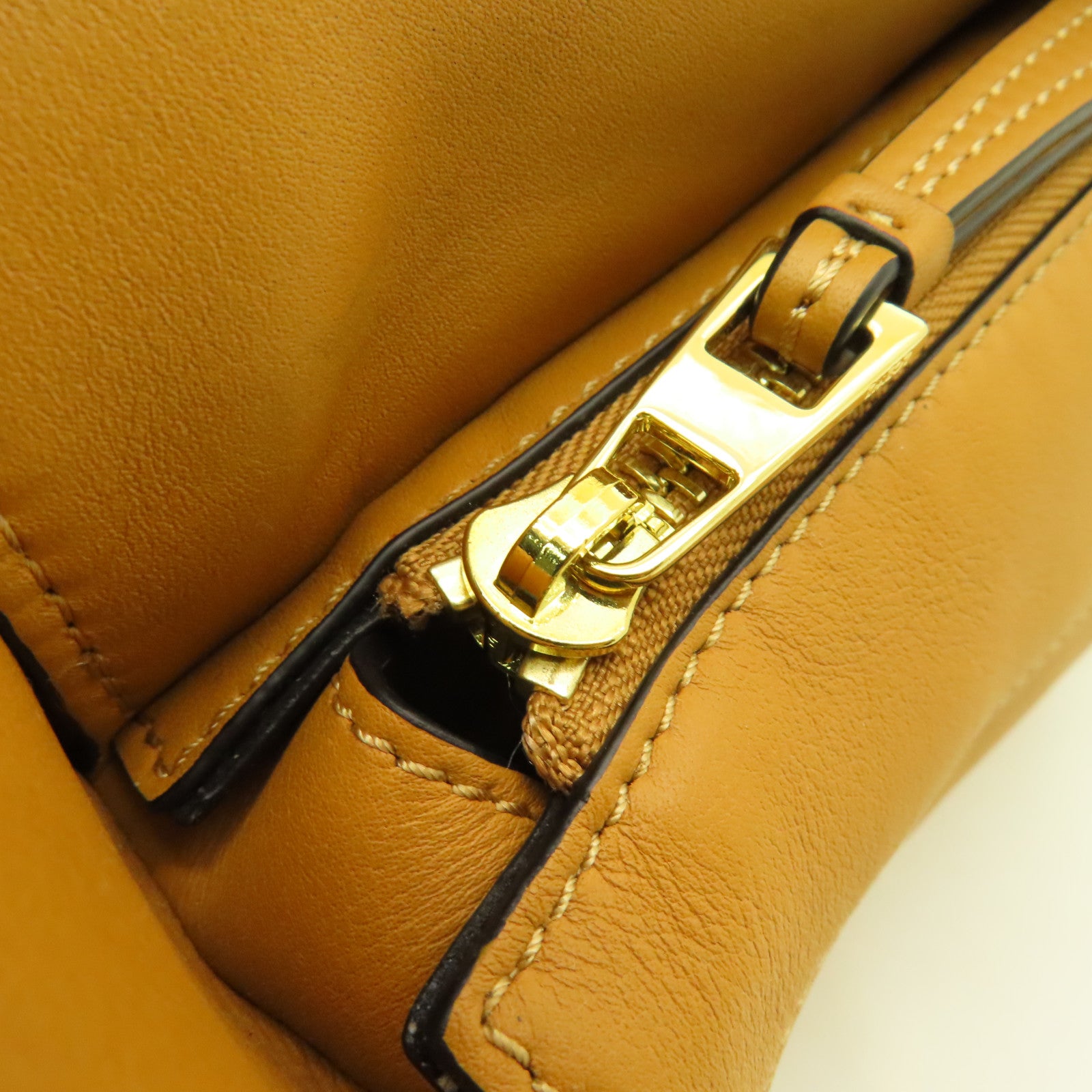 LOEWE cowhide leather Hobo Bag gold buckle shoulder bag brown