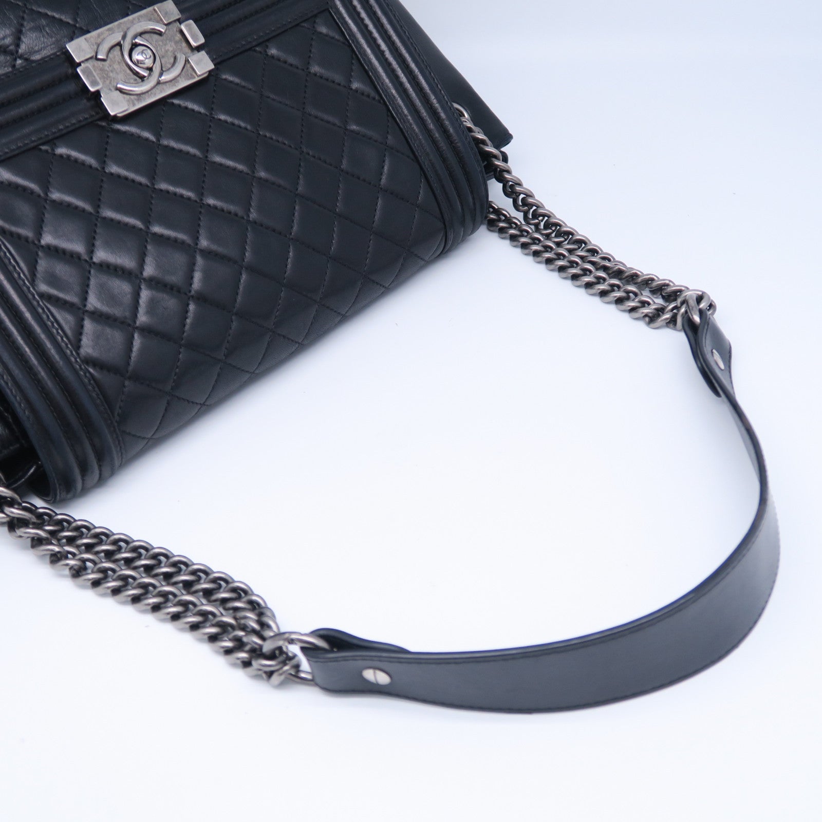 CHANEL 菱格羊皮皮革Chain Shoulder Bag銀扣肩背袋黑色