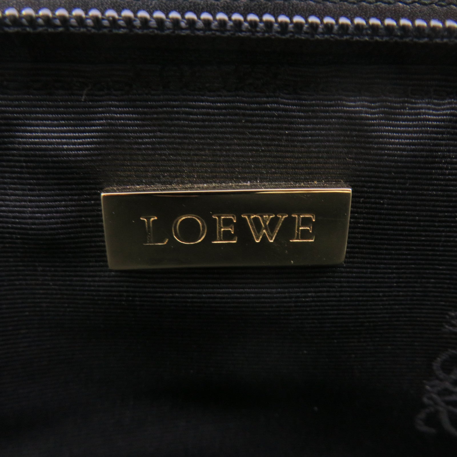 LOEWE 牛皮皮革Tote Bag手挽袋黑色
