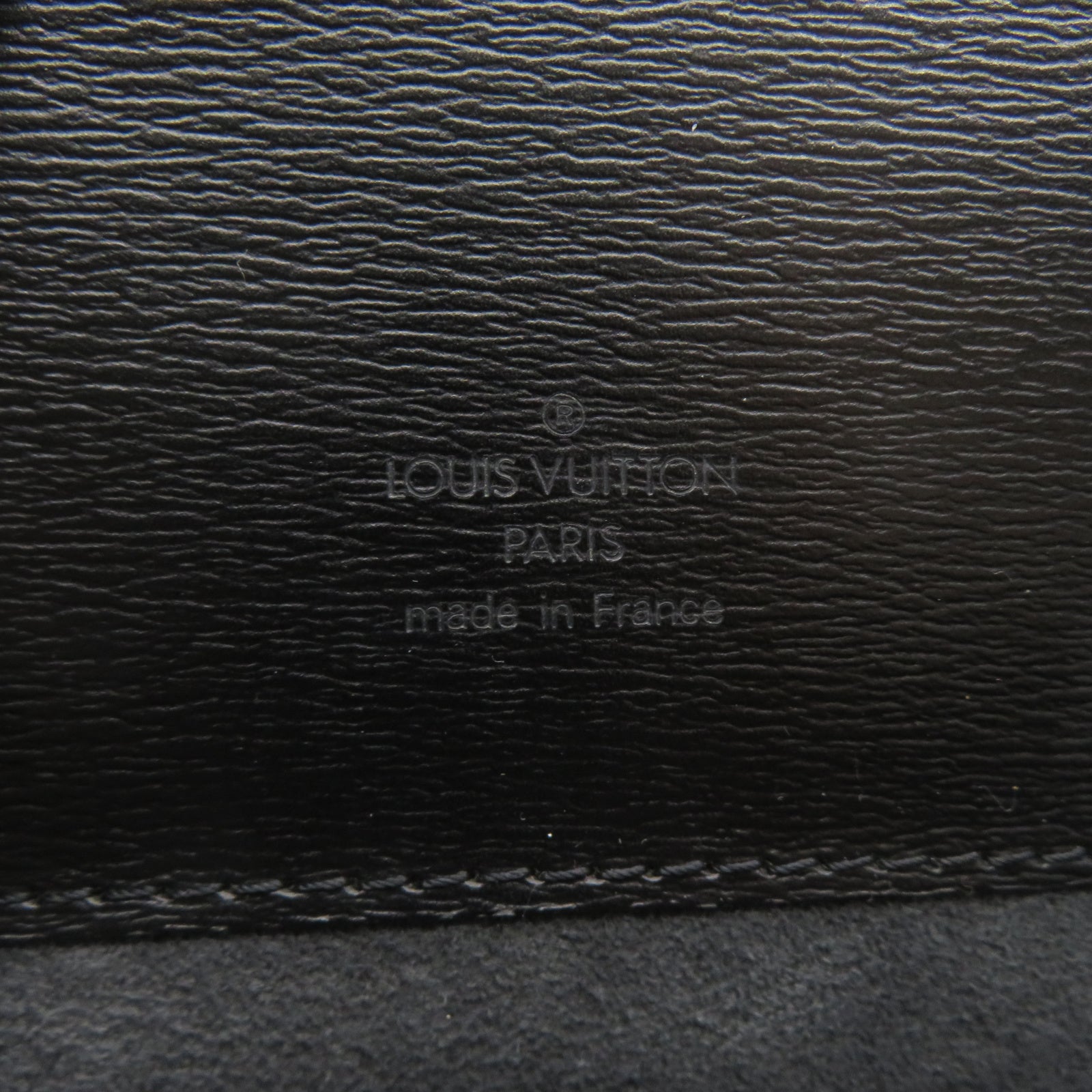 LOUIS VUITTON Epi Cluny金扣肩背袋黑色