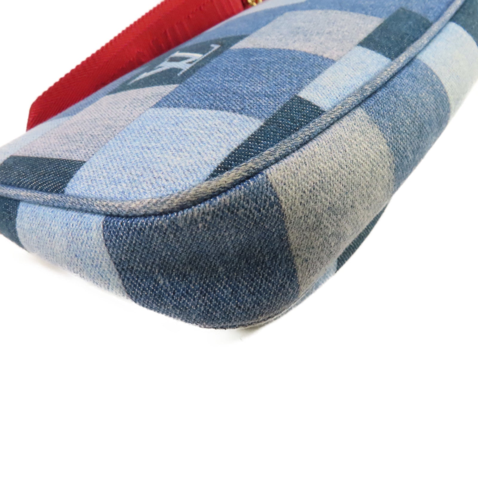 LOUIS VUITTON Monogram Denim Patchwork Multi Pochette Accessoires Shoulder Bag金扣肩背袋藍色/紅色