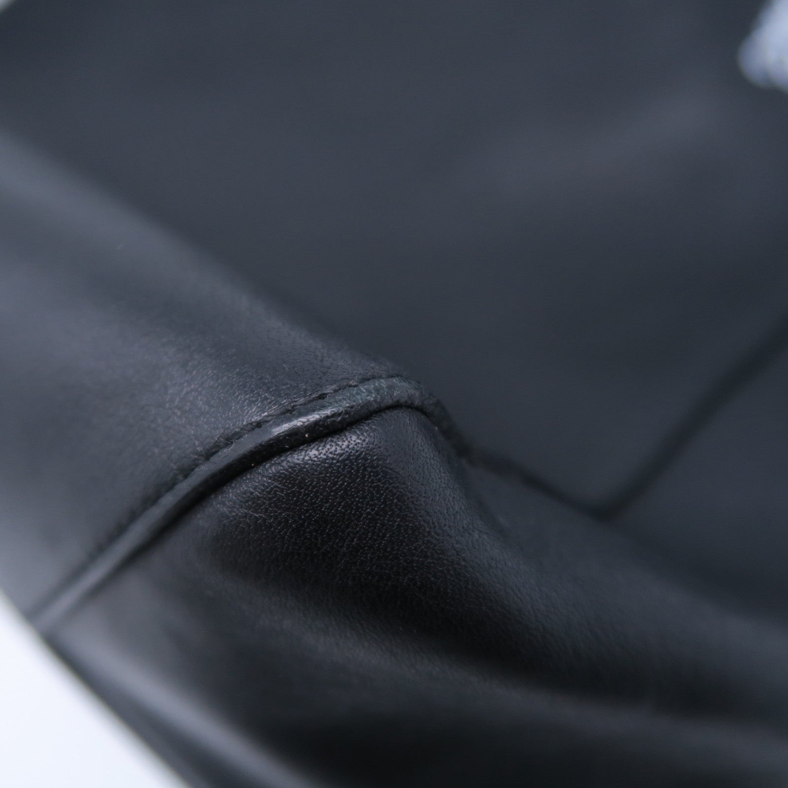 LOEWE 牛皮皮革Tote Bag銀扣肩背袋黑色