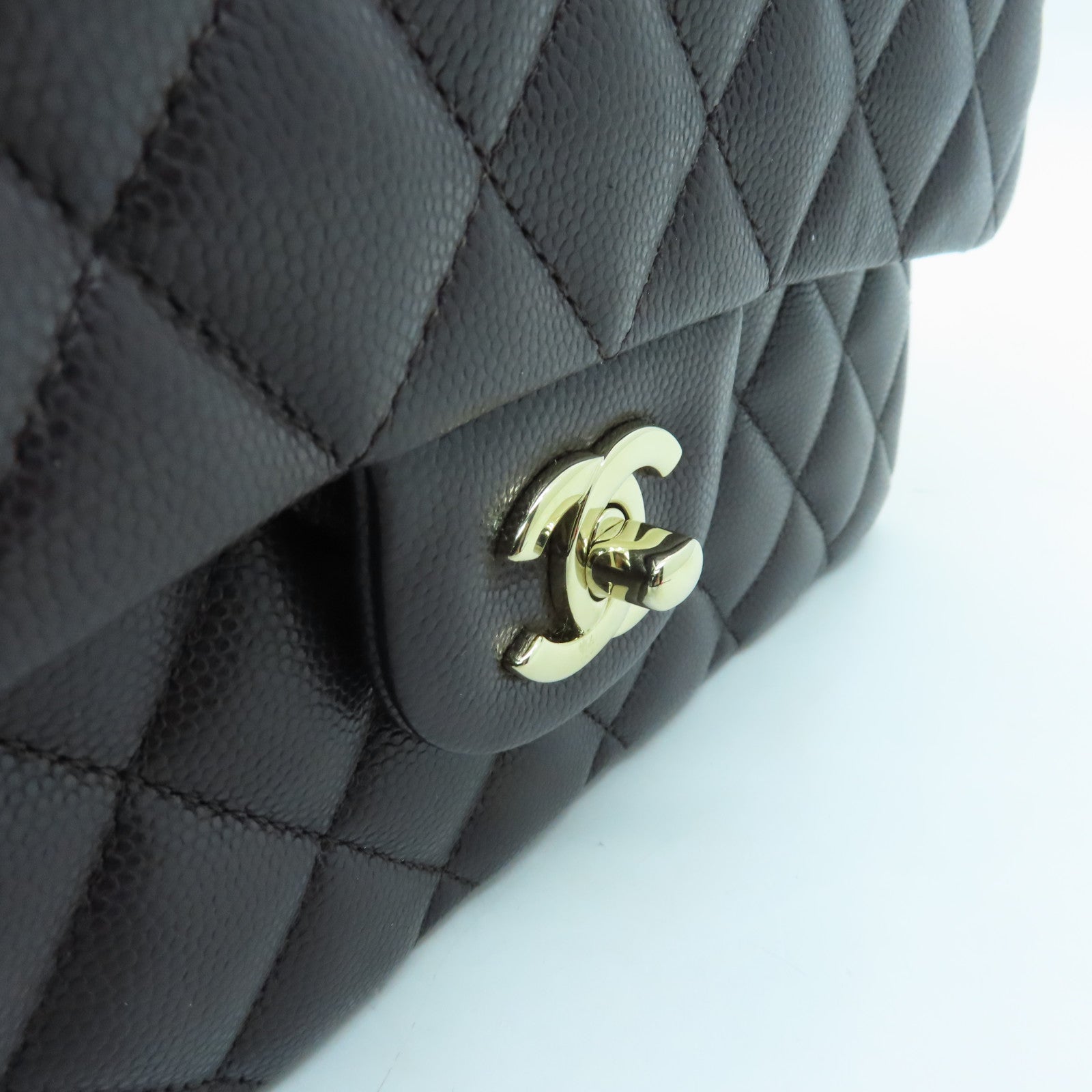 CHANEL Rhombus Caviar Leather Classic 23 cm Gold Buckle Handle Chain Strap Shoulder Bag Brown