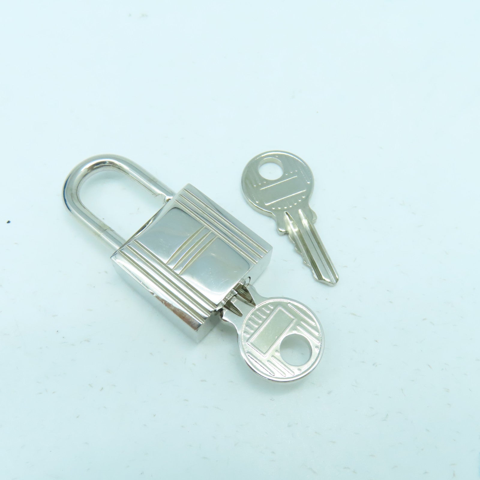 HERMES Clemence皮革Picotin MM銀扣手挽袋Bleu Zanzibar坦桑尼亞藍色