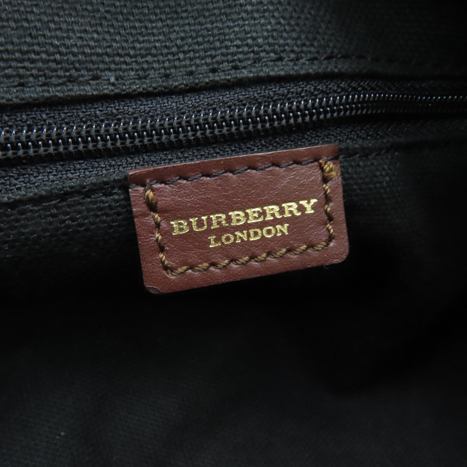 BURBERRY 塗層帆布Shoulder Bag金扣肩背袋啡色