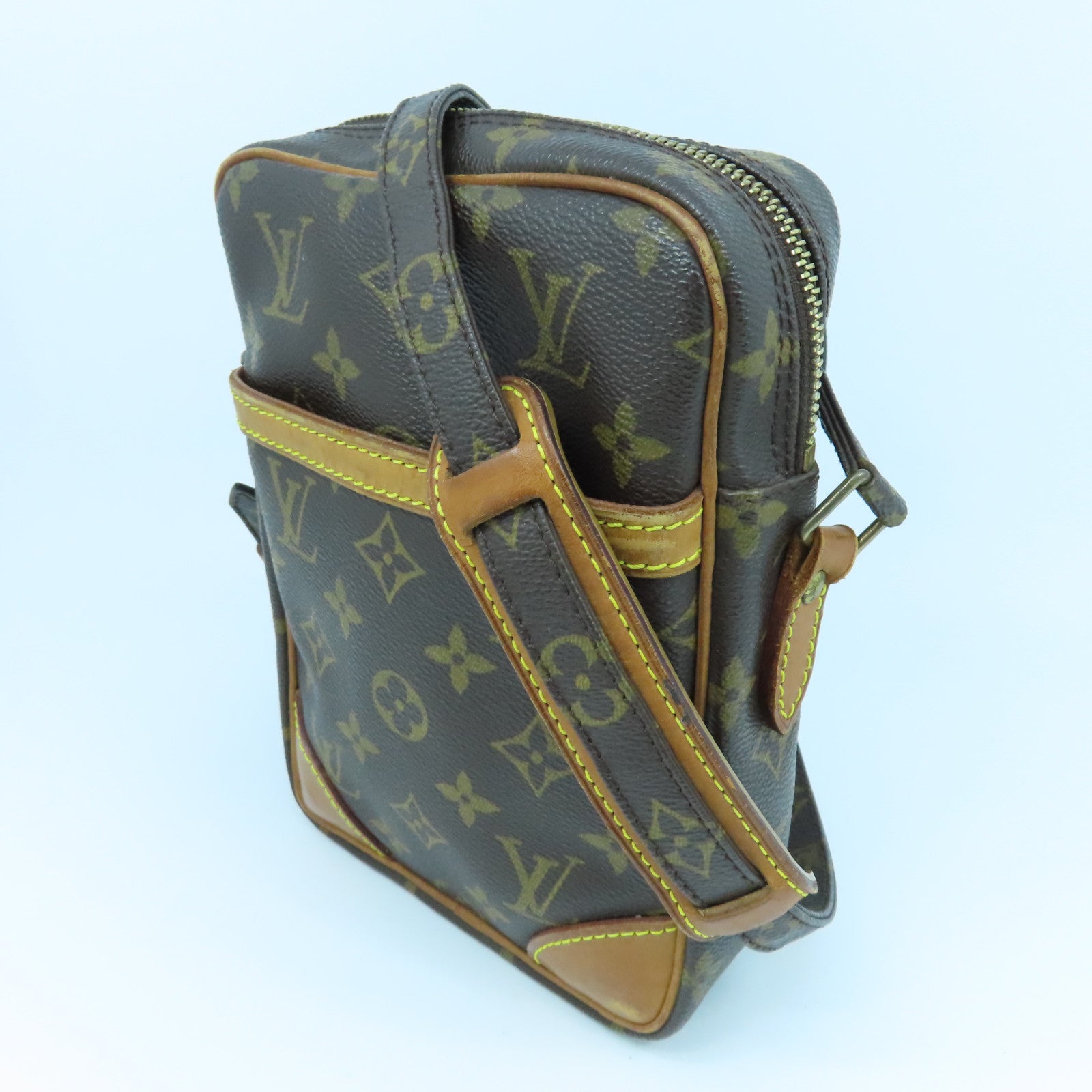 LOUIS VUITTON Monogram Danube金扣肩背袋啡色