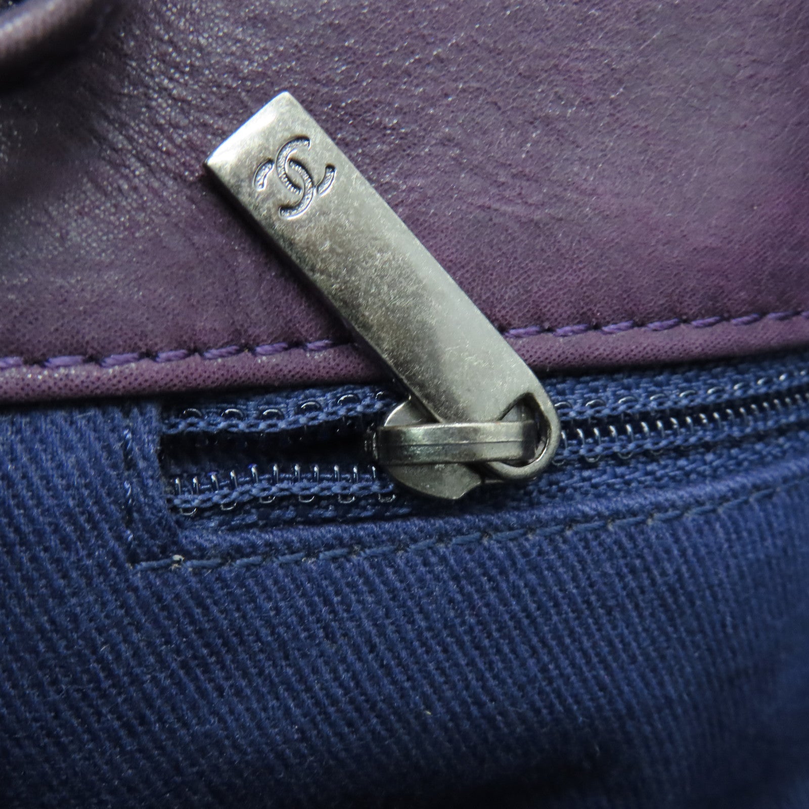 CHANEL 【激減優惠】菱格羊皮皮革Chain Shoulder銀扣鏈帶肩背袋紫色