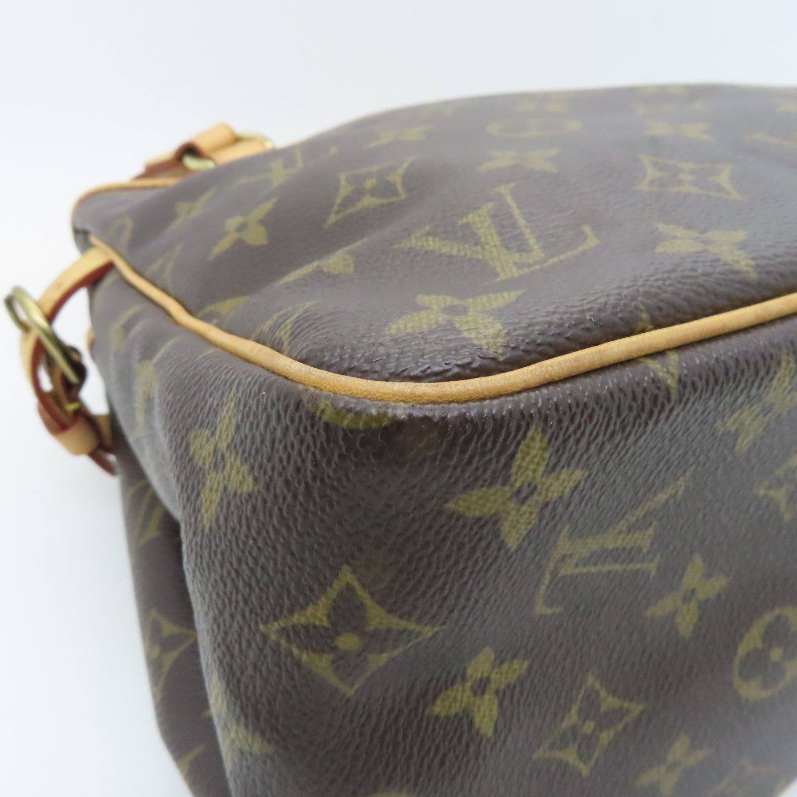 LOUIS VUITTON Monogram Batignolles Hand Bag Gold Buckle Hand Bag Brown