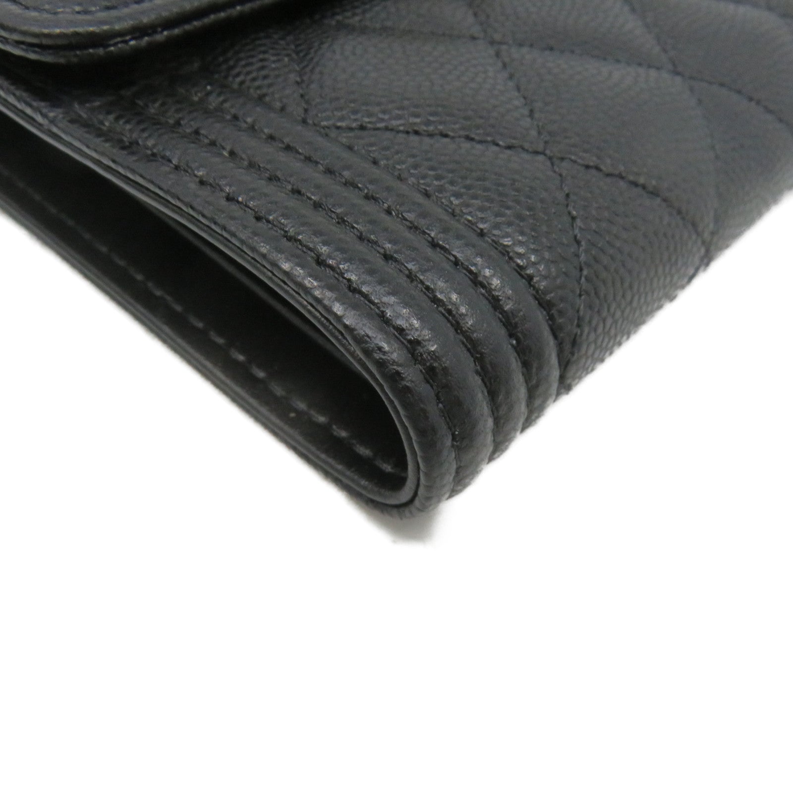 CHANEL Rhombus Caviar Leather Short Wallet Gold Buckle Short Wallet Black