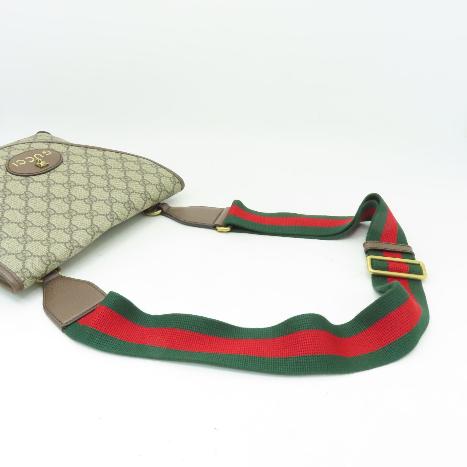 GUCCI 塗層帆布GG  Supreme Medium Messenger金扣肩背袋啡色