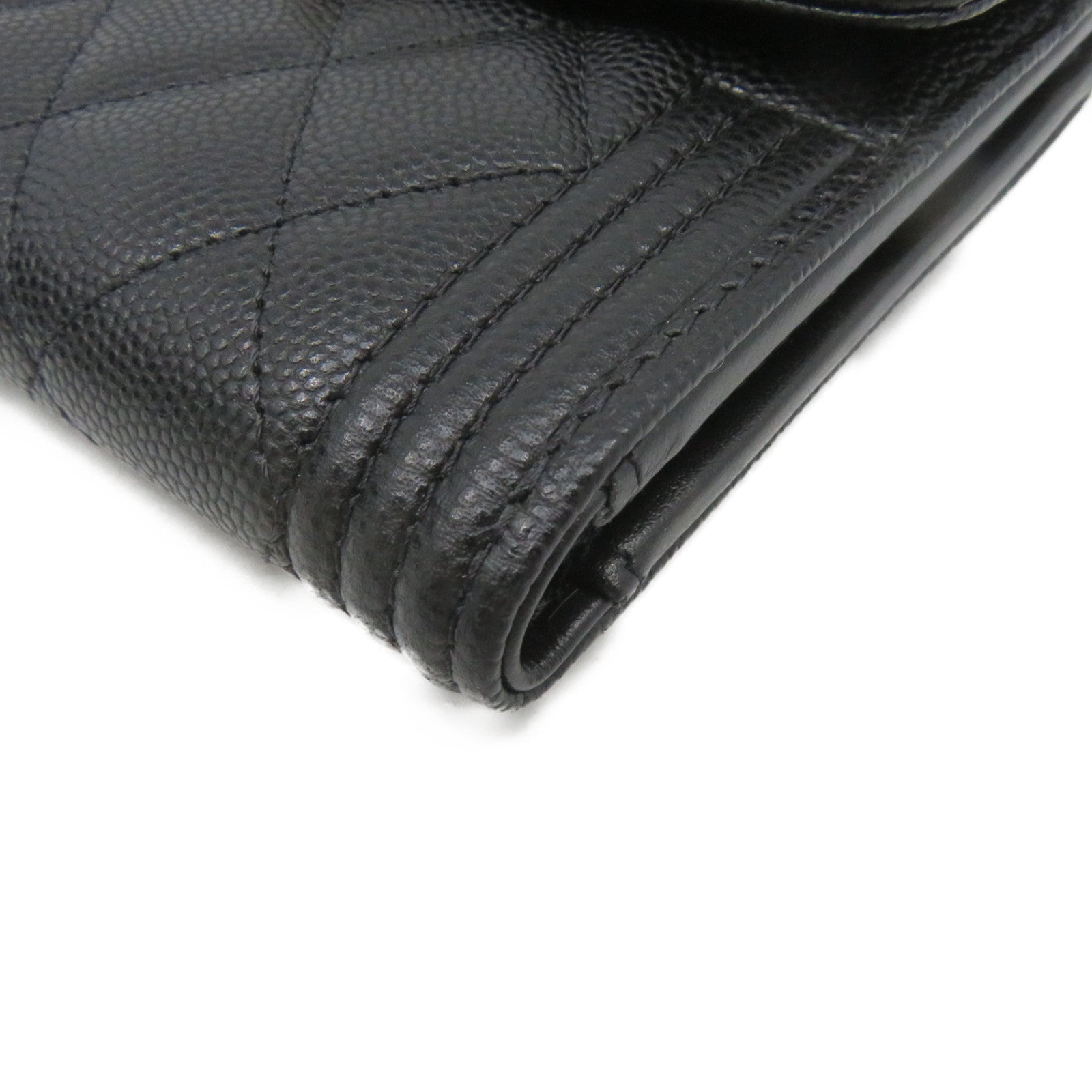CHANEL Rhombus Caviar Leather Short Wallet Gold Buckle Short Wallet Black