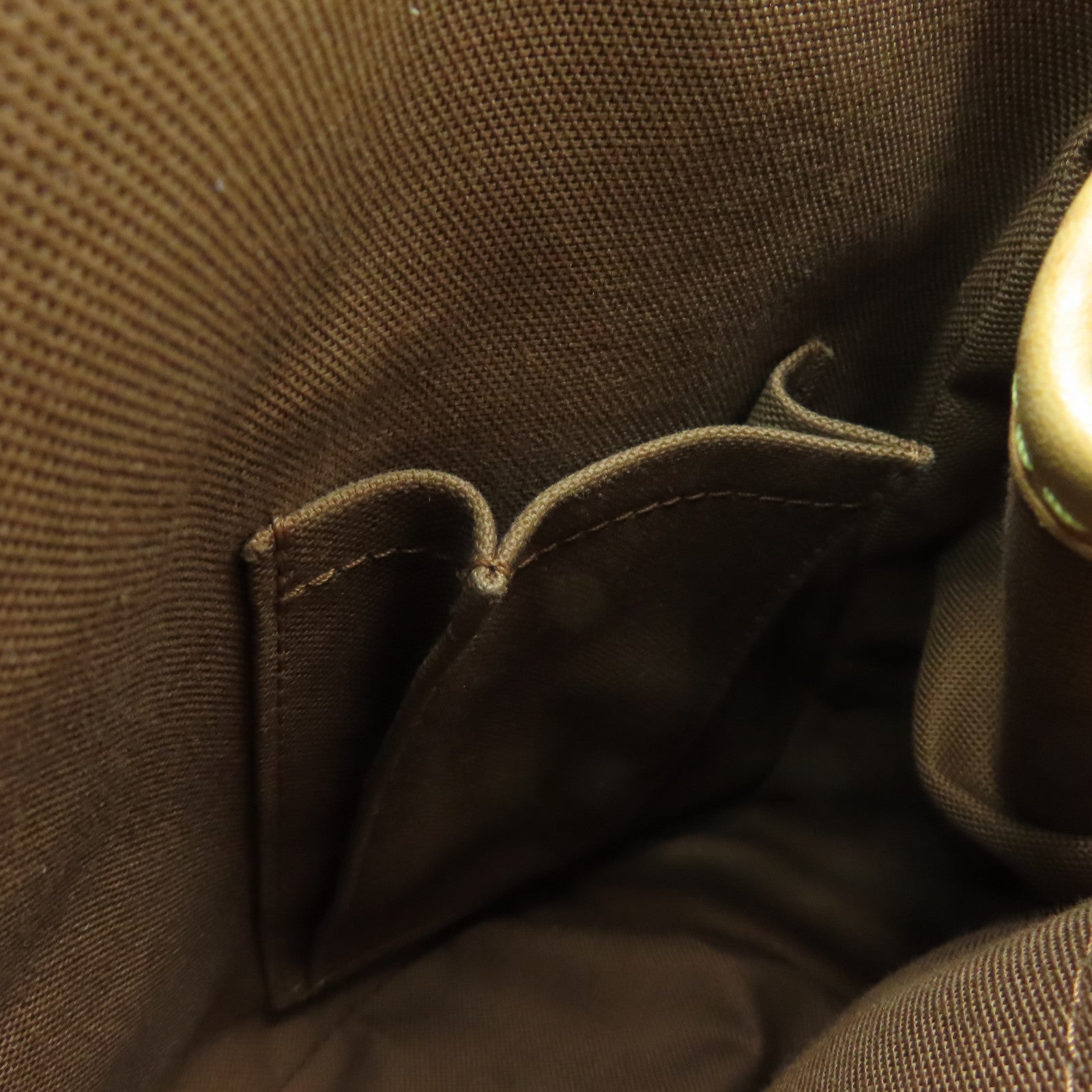 LOUIS VUITTON Monogram Batignolles Hand Bag Gold Buckle Hand Bag Brown