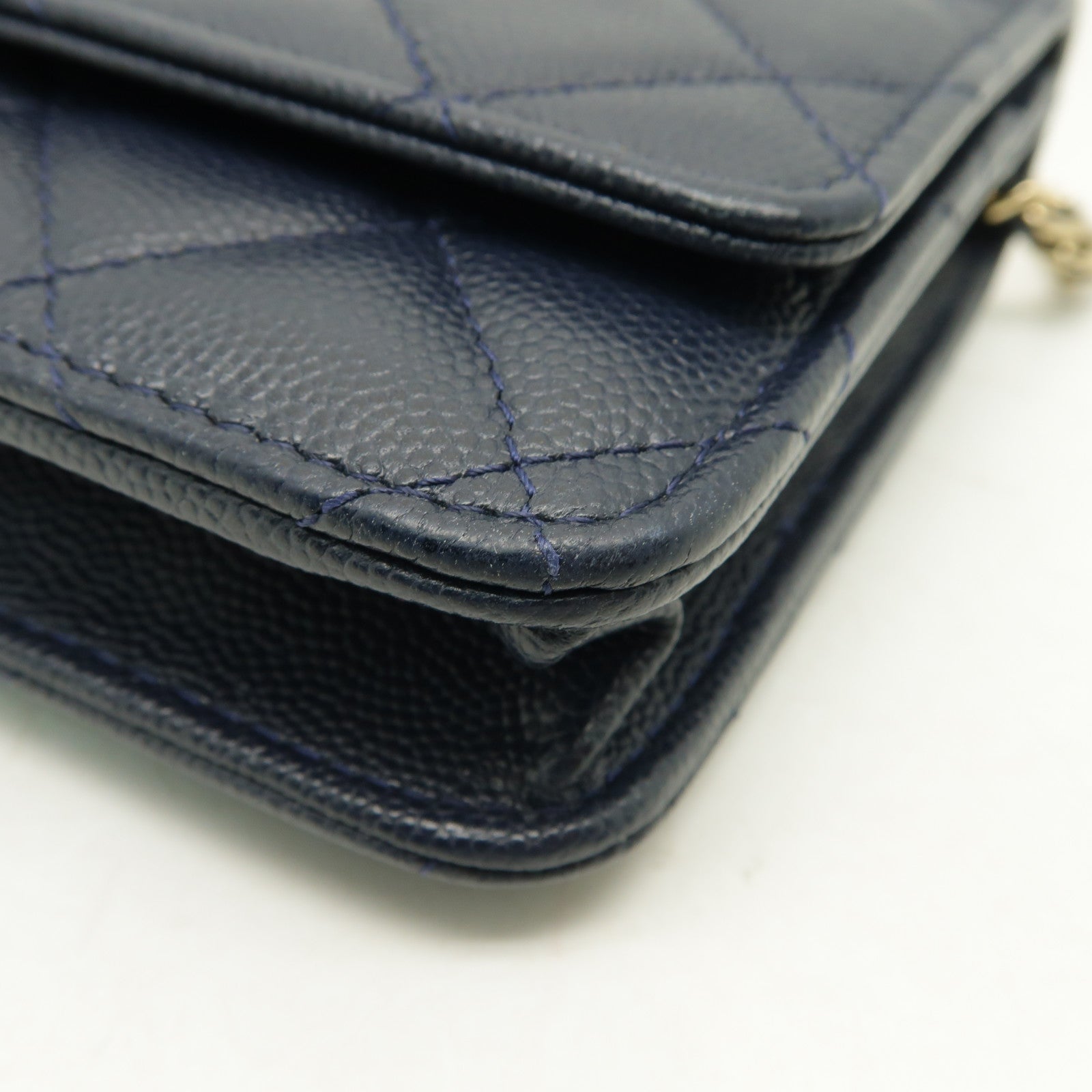 CHANEL 菱格Caviar皮革WOC Wallet On Chain金扣鏈帶肩背袋深藍色