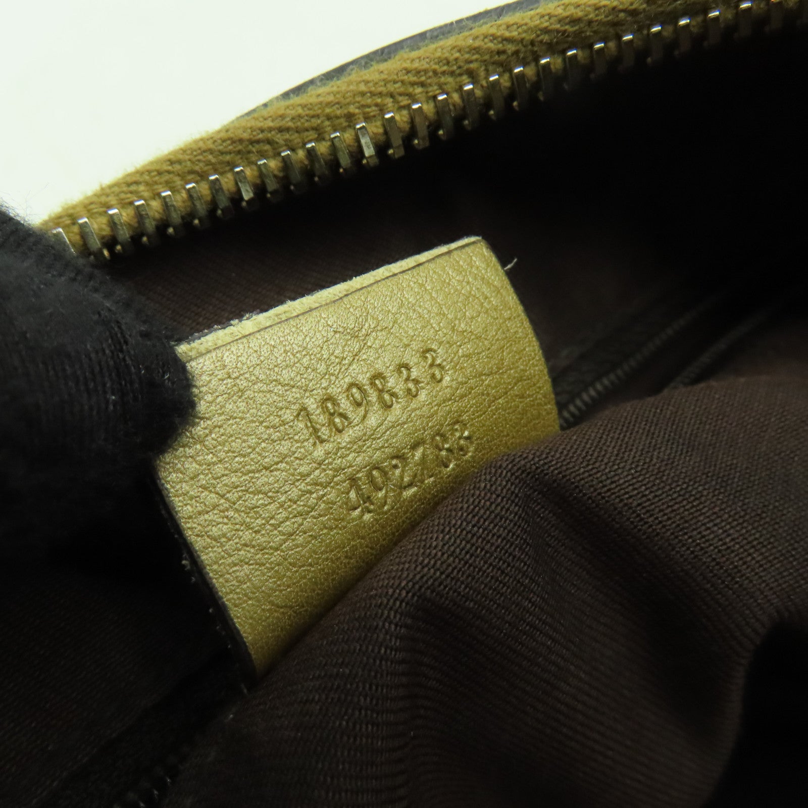 GUCCI 塗層帆布Shoulder Bag金扣肩背袋金色