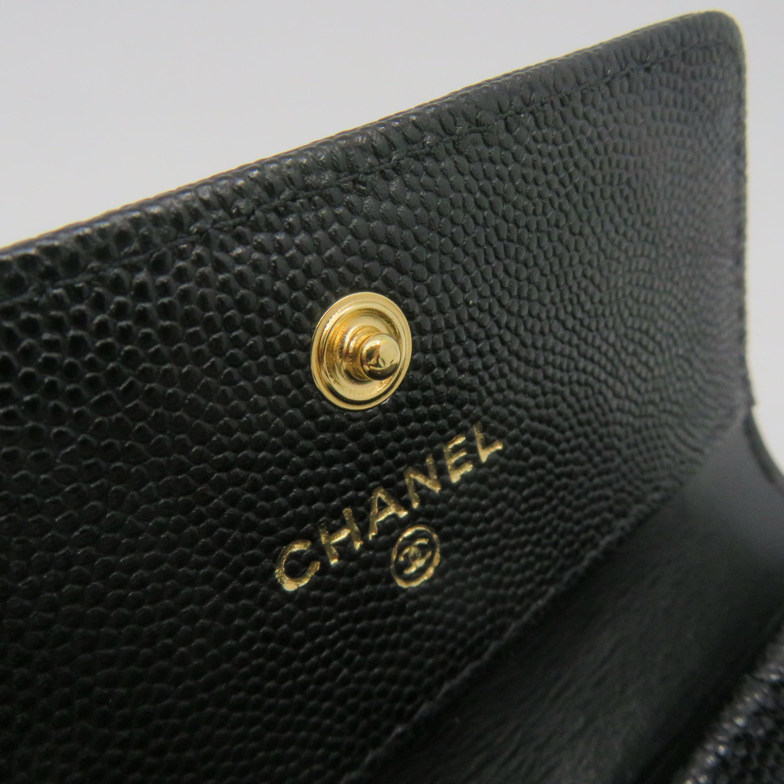 CHANEL Rhombus Caviar Leather Short Wallet Gold Buckle Short Wallet Black