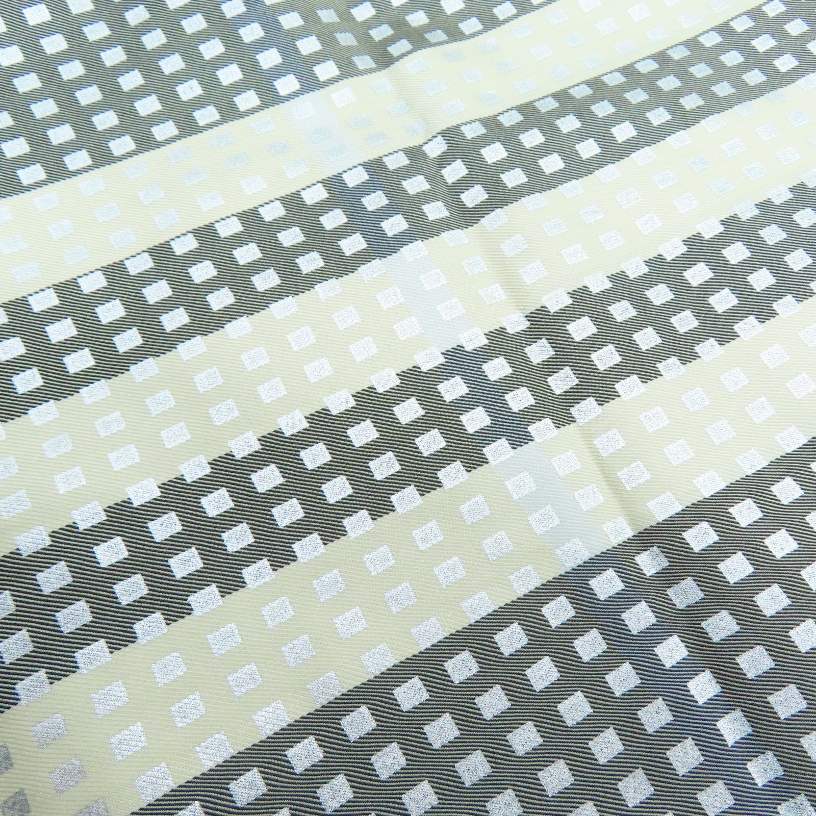 BURBERRY 丝质Scarf丝巾啡色/黑色